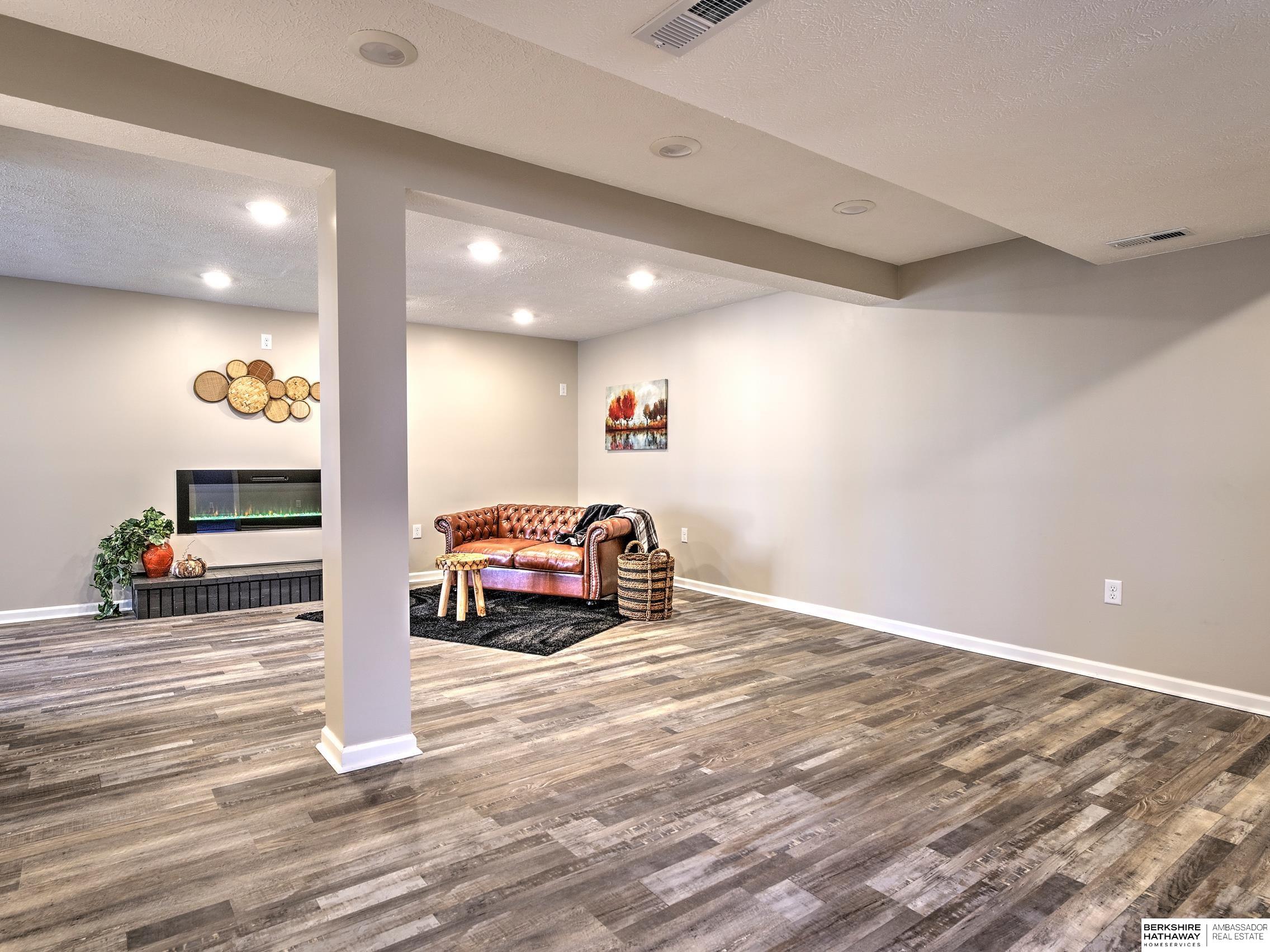 14959 Ohern Plaza, Omaha, Nebraska image 29