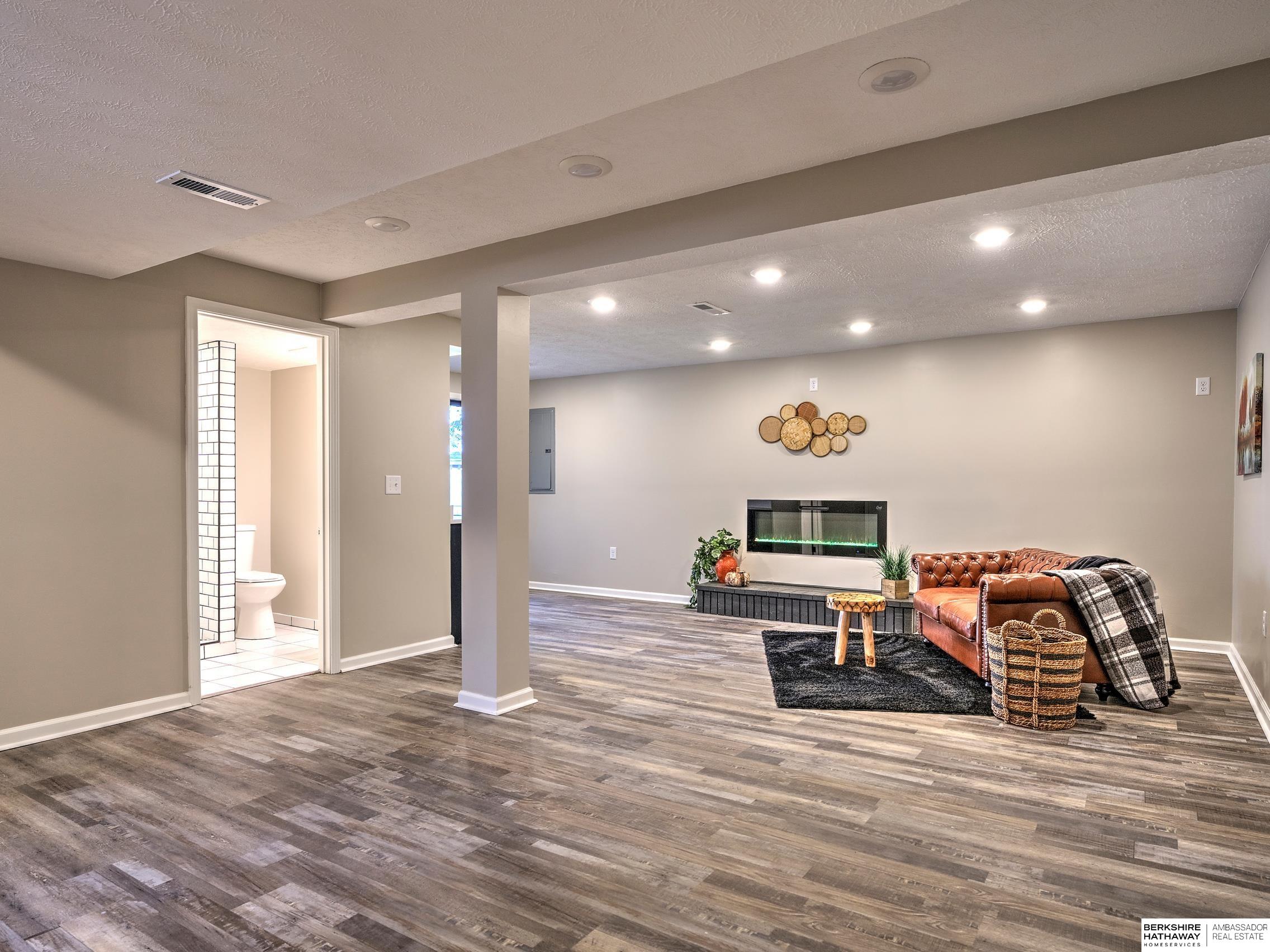 14959 Ohern Plaza, Omaha, Nebraska image 30