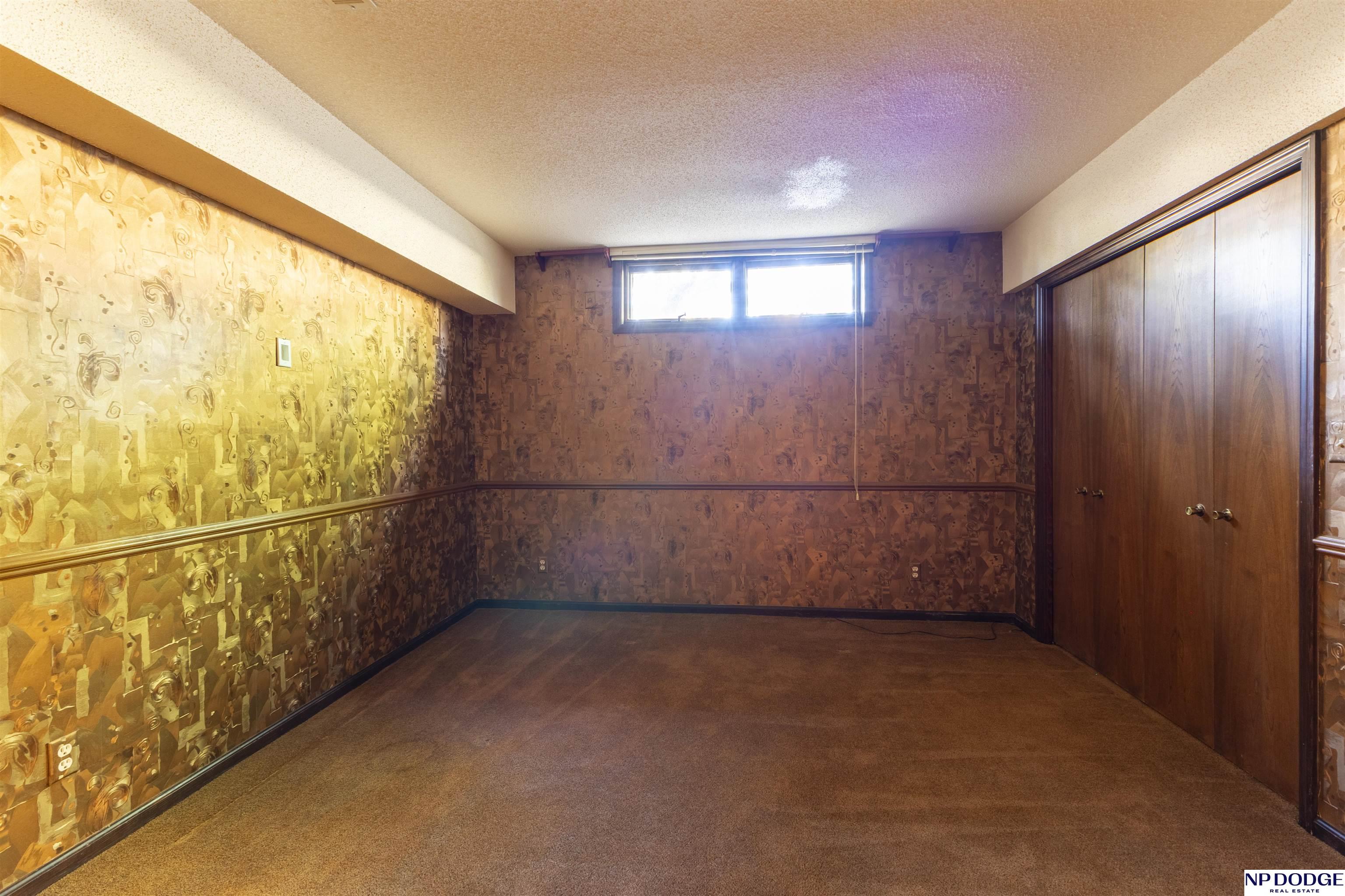 10009 Fieldcrest Drive, Omaha, Nebraska image 38