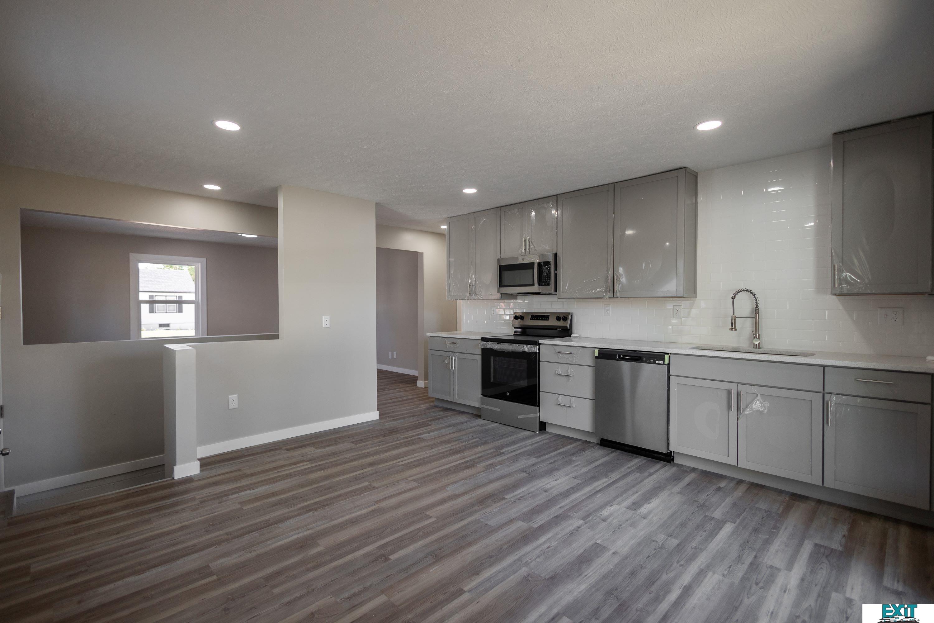 2516 W Division Street, Grand Island, Nebraska image 13