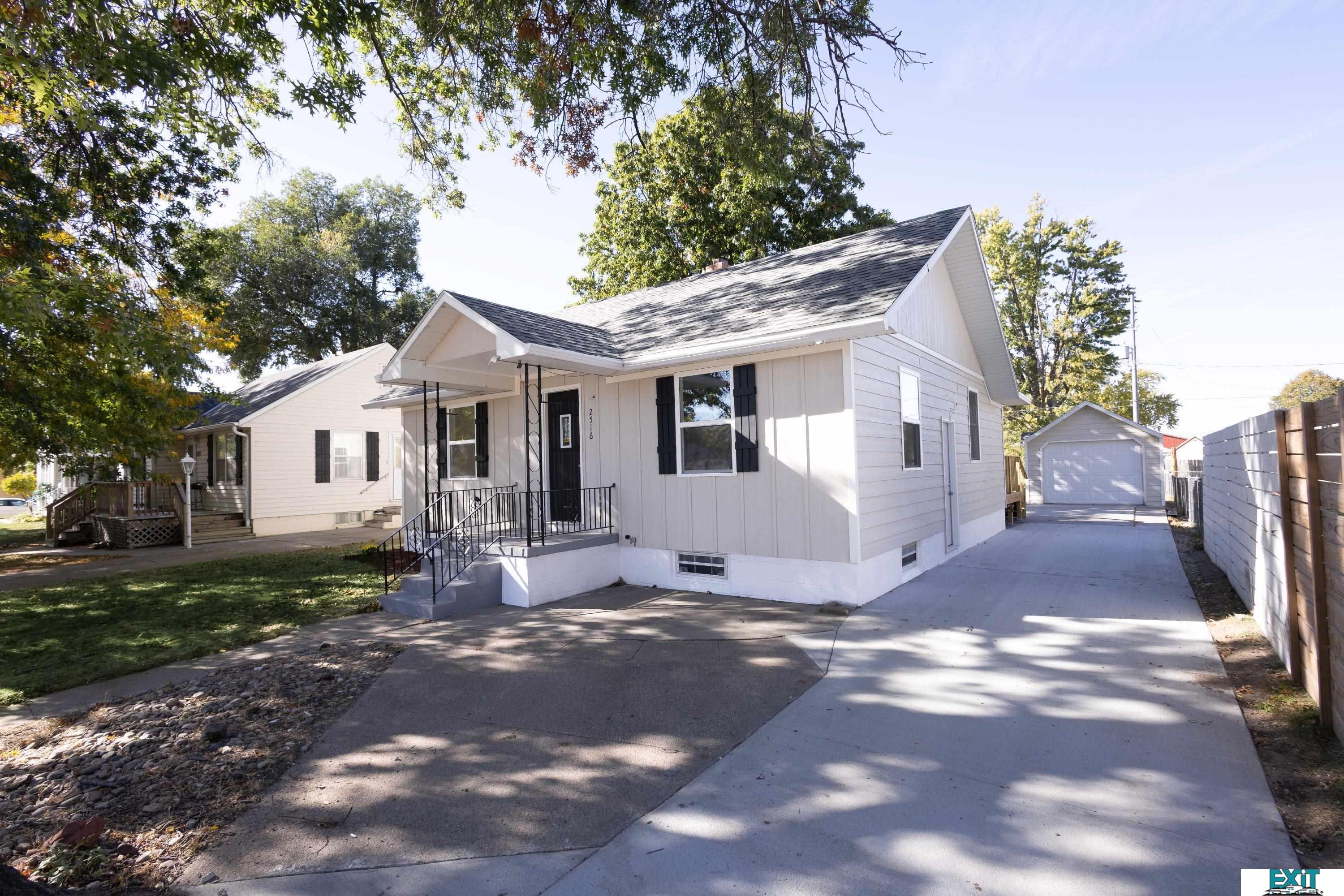 2516 W Division Street, Grand Island, Nebraska image 3
