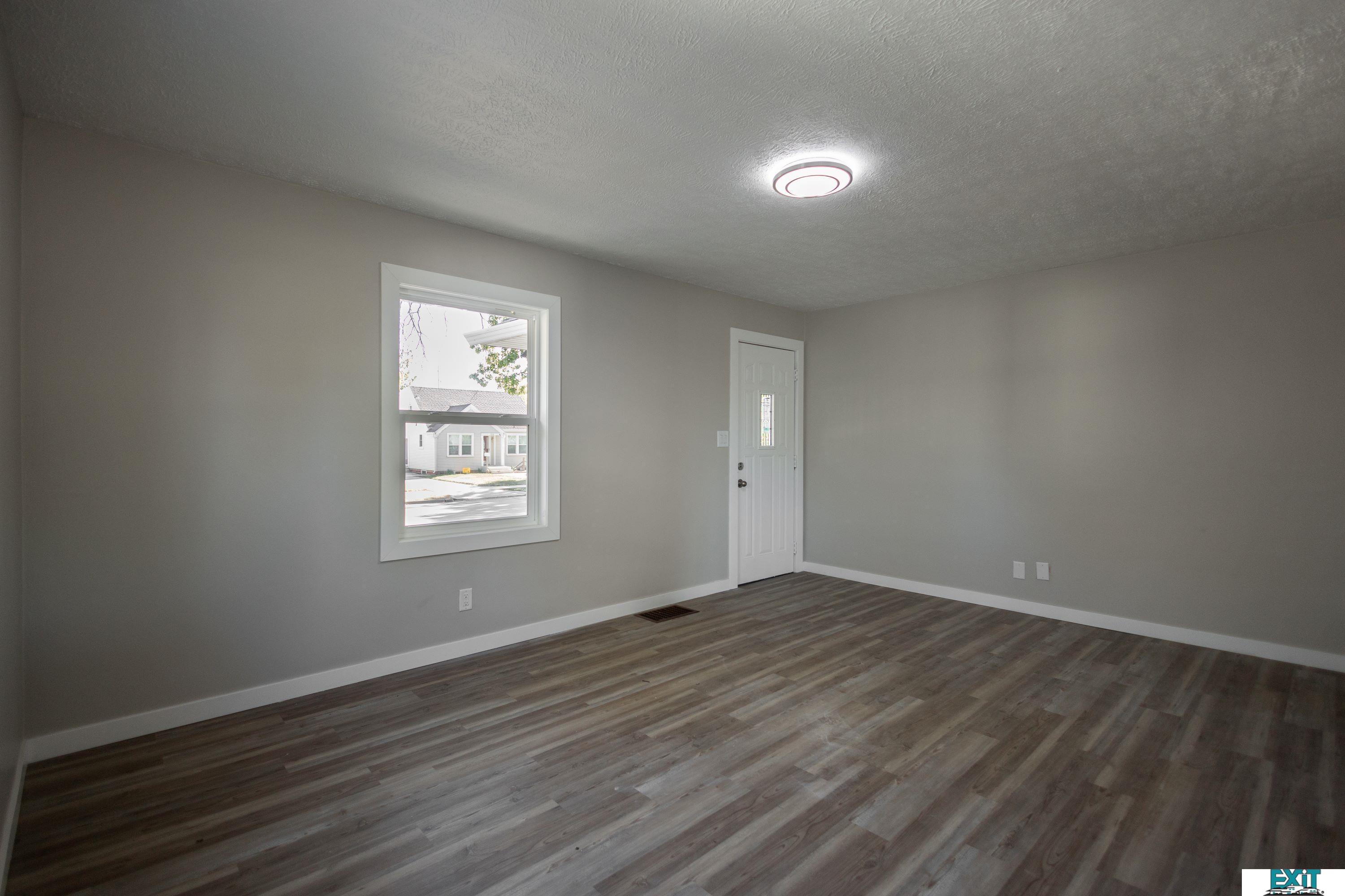 2516 W Division Street, Grand Island, Nebraska image 8