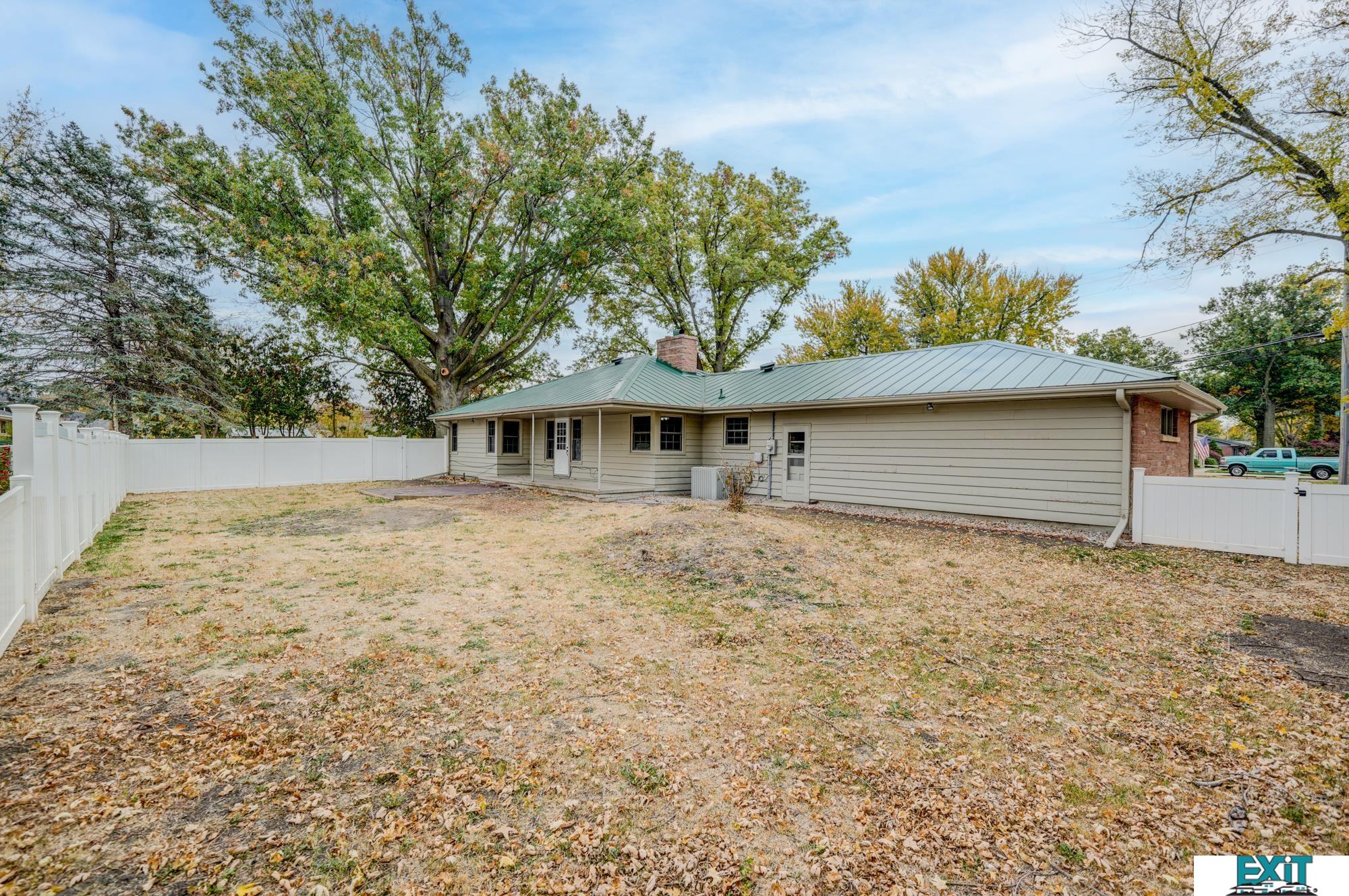 2100 High Street, Beatrice, Nebraska image 36