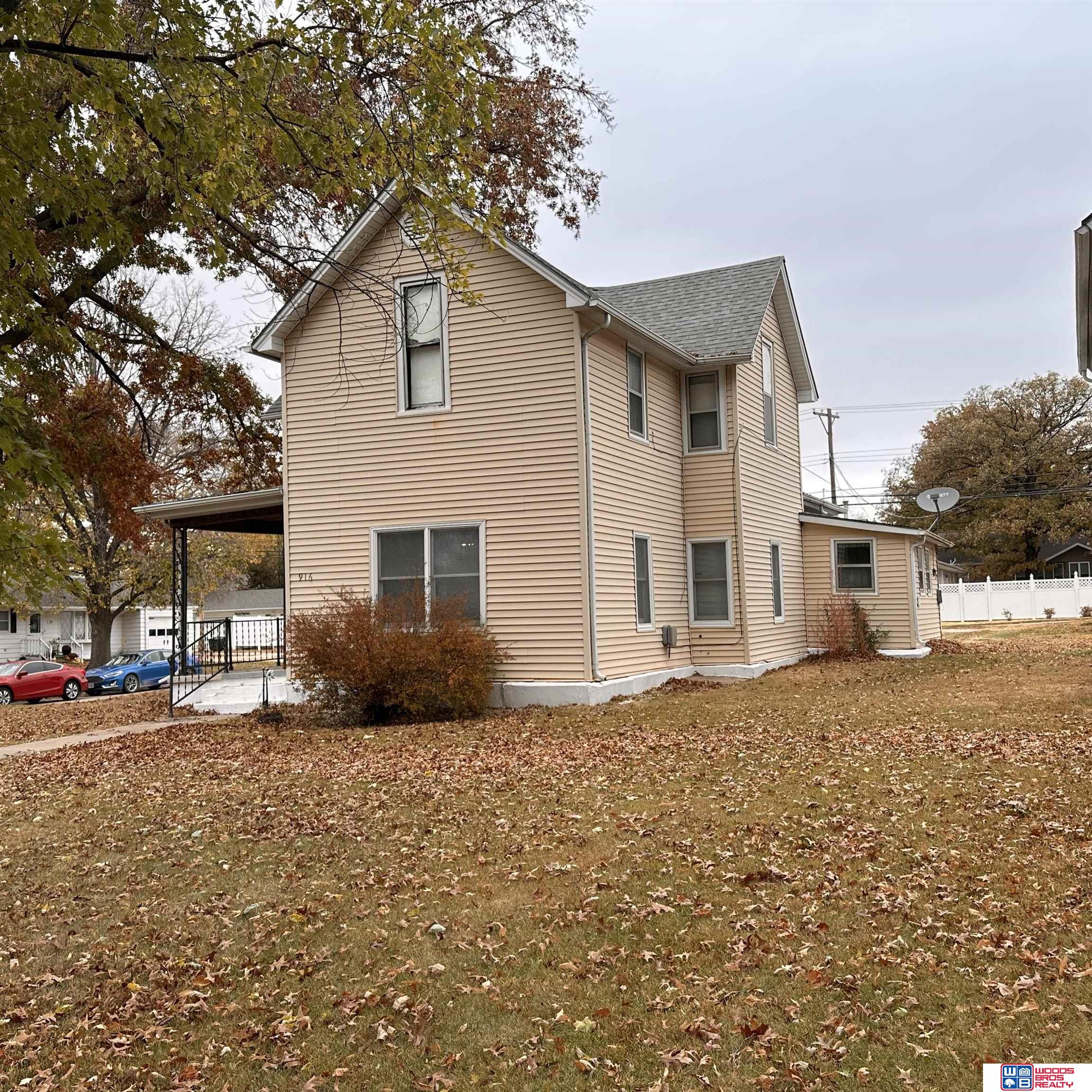916 Lincoln Avenue, Hebron, Nebraska image 2