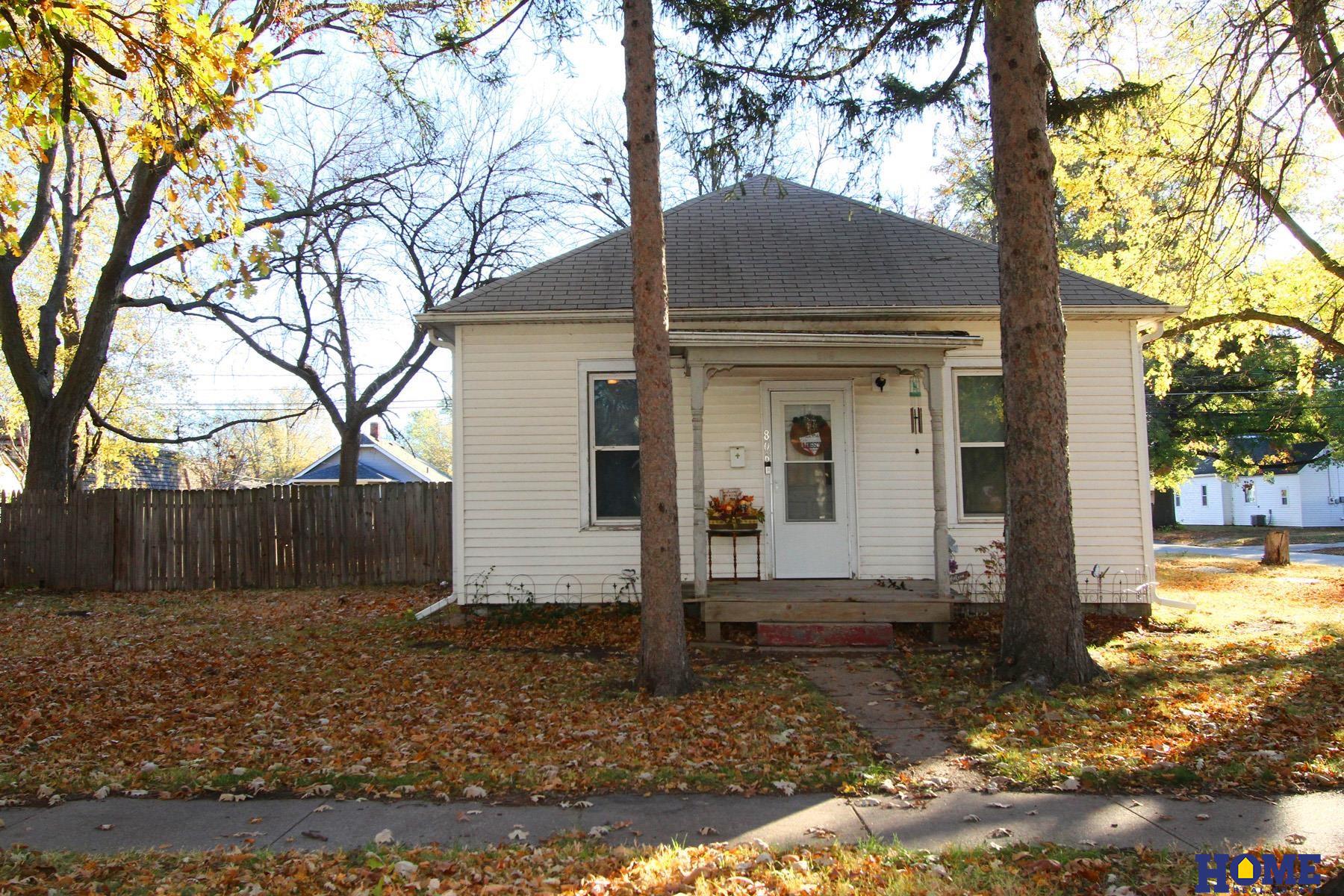 806 Norman Avenue, Crete, Nebraska image 2