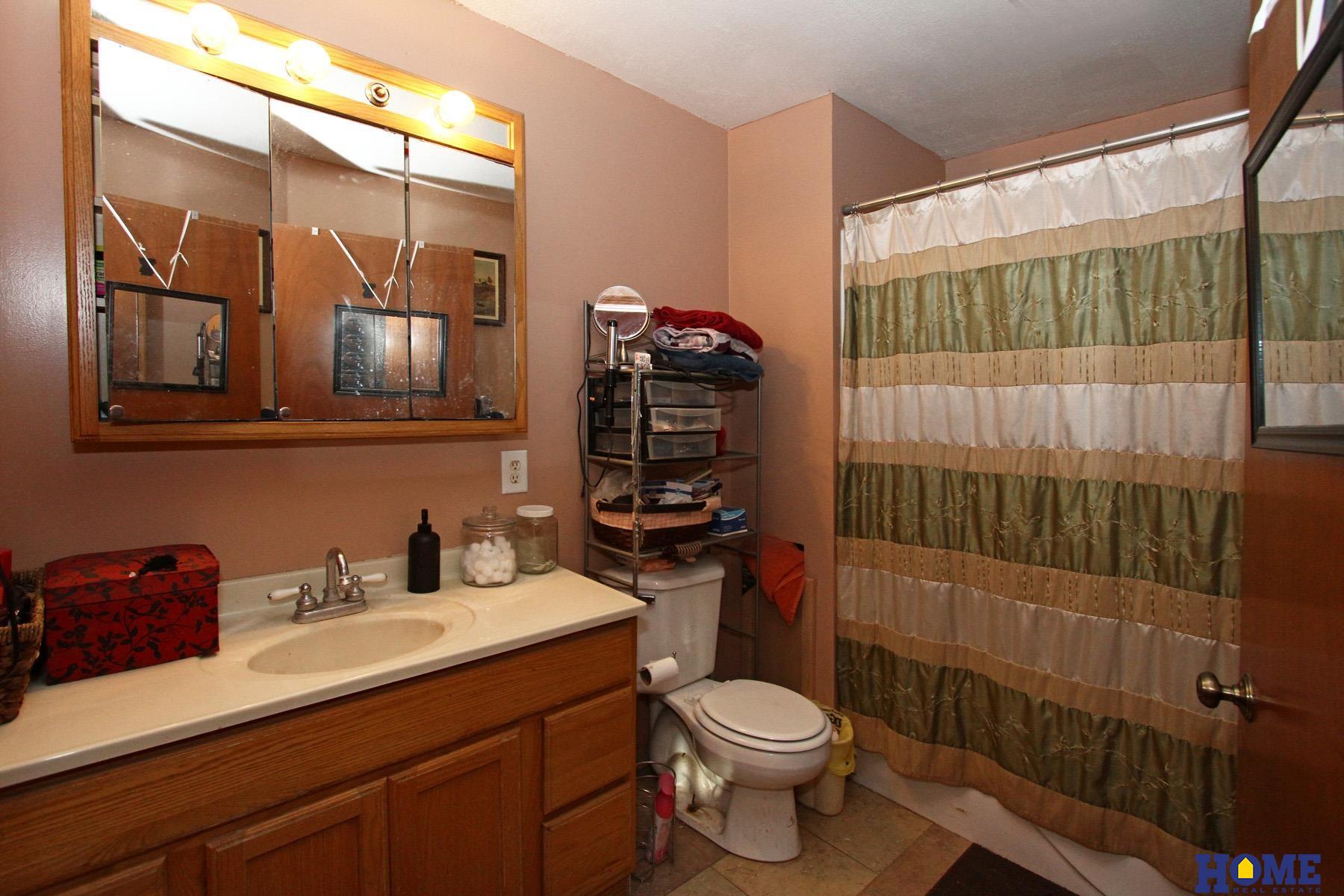 806 Norman Avenue, Crete, Nebraska image 13