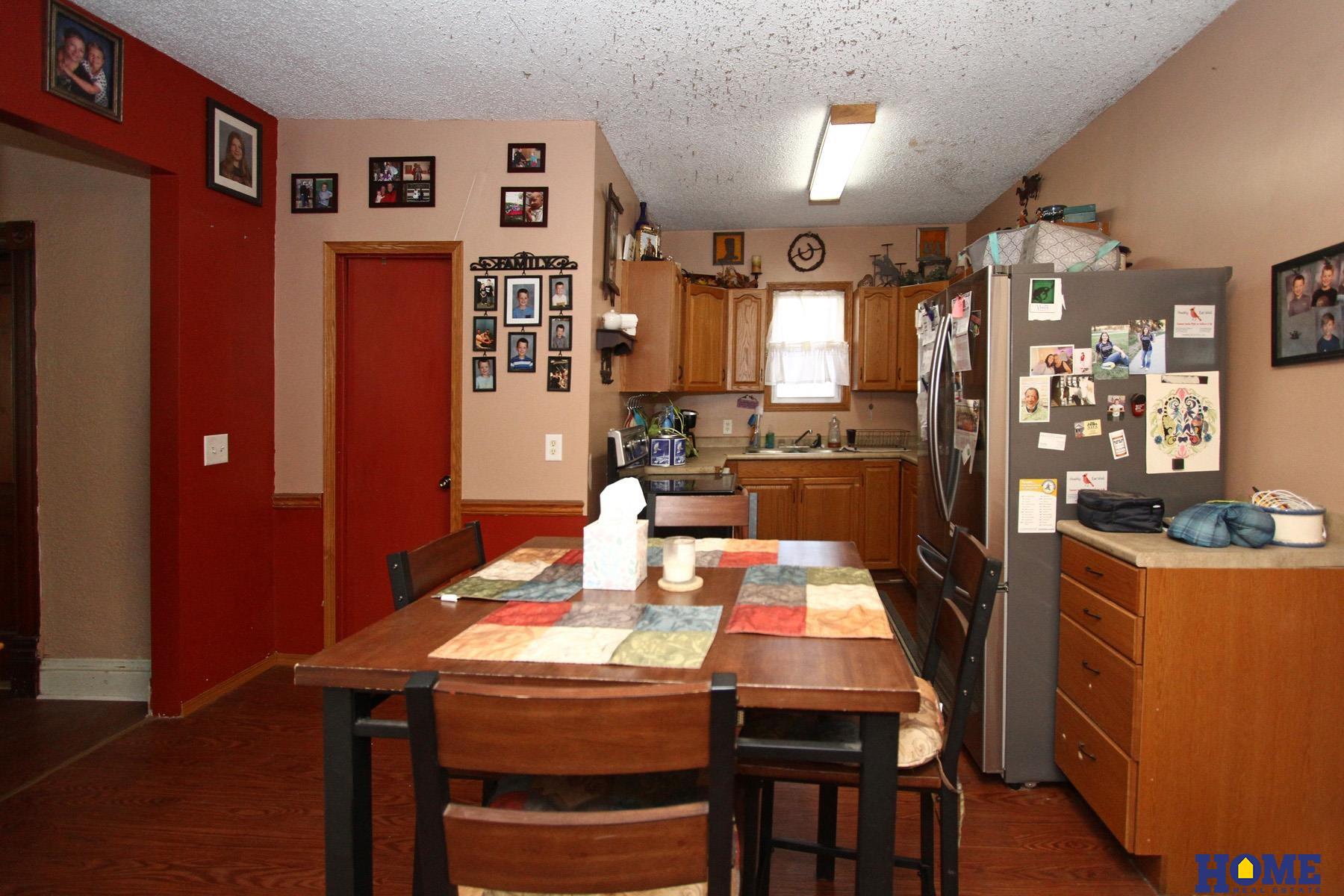806 Norman Avenue, Crete, Nebraska image 7