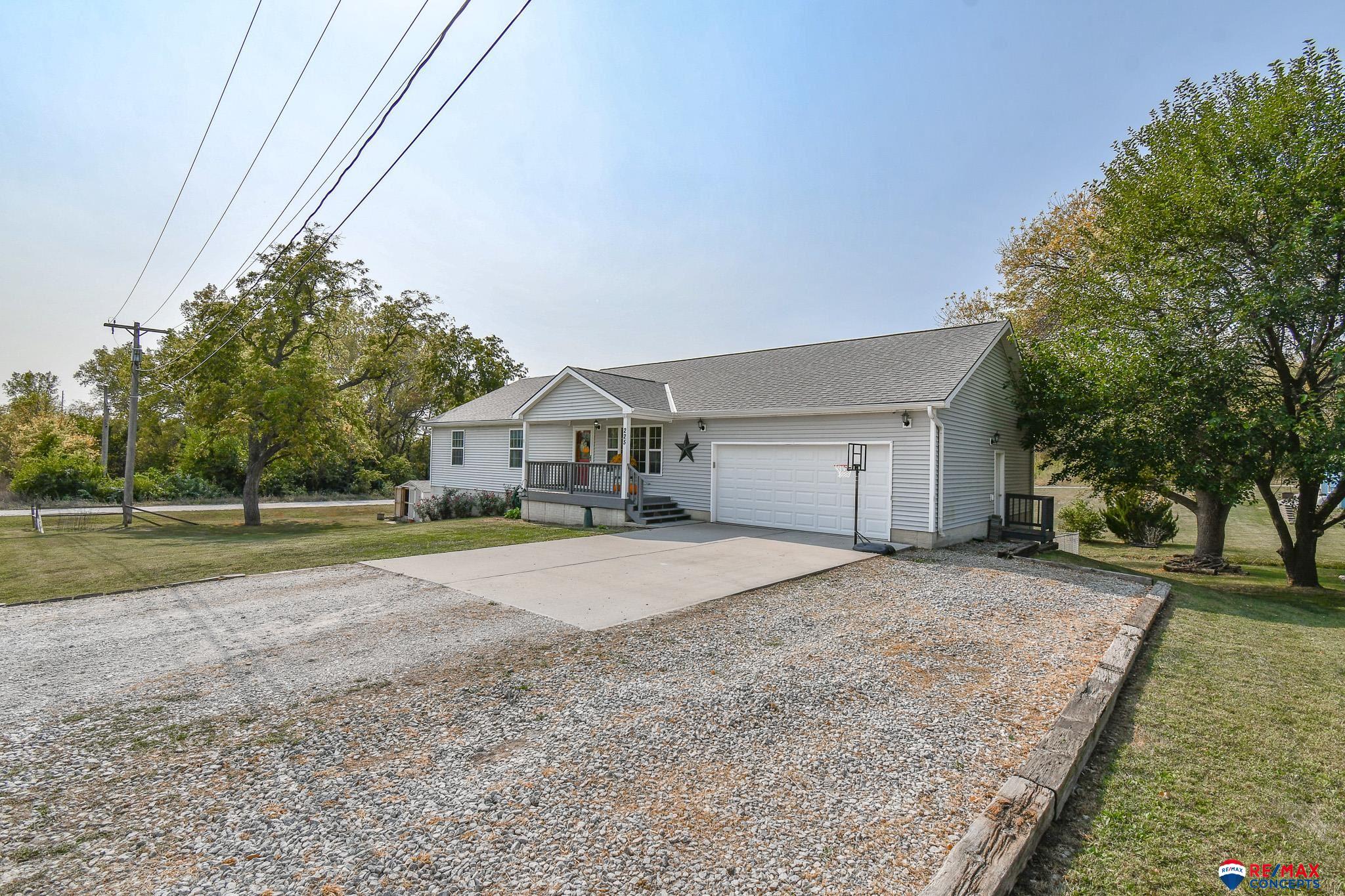225 E Street, Palmyra, Nebraska image 2