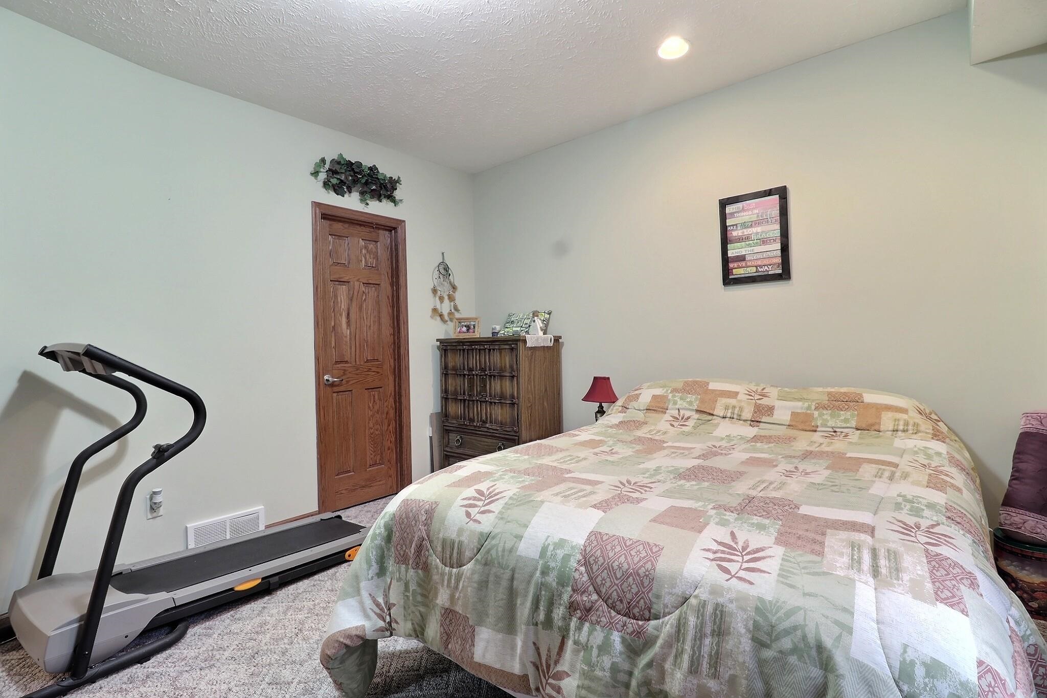 3234 Marian Lane, Fremont, Nebraska image 26