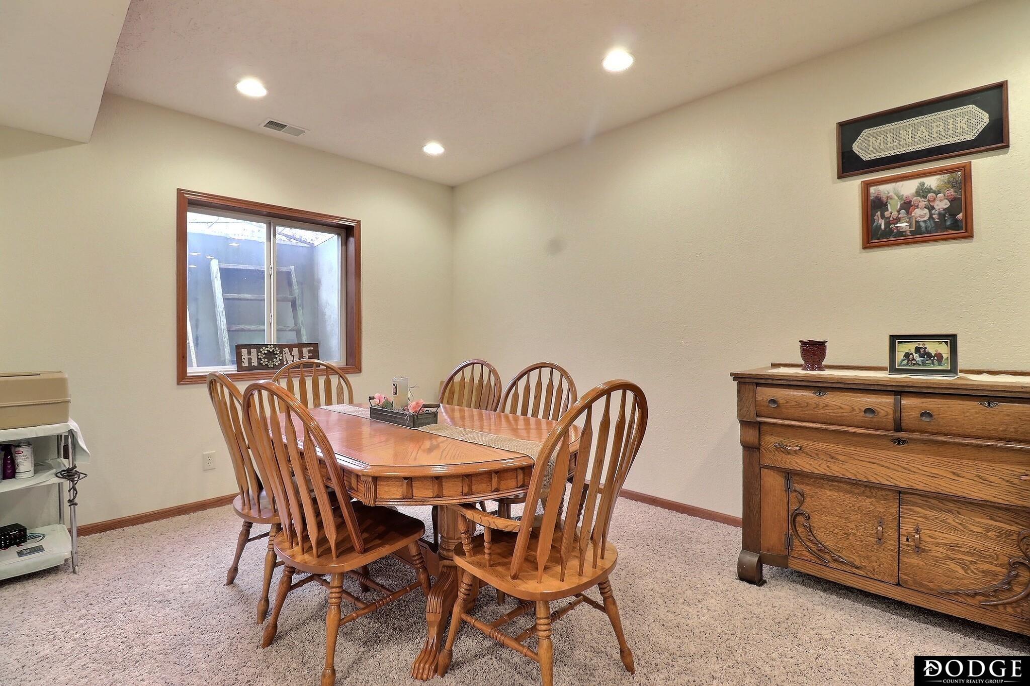 3234 Marian Lane, Fremont, Nebraska image 36