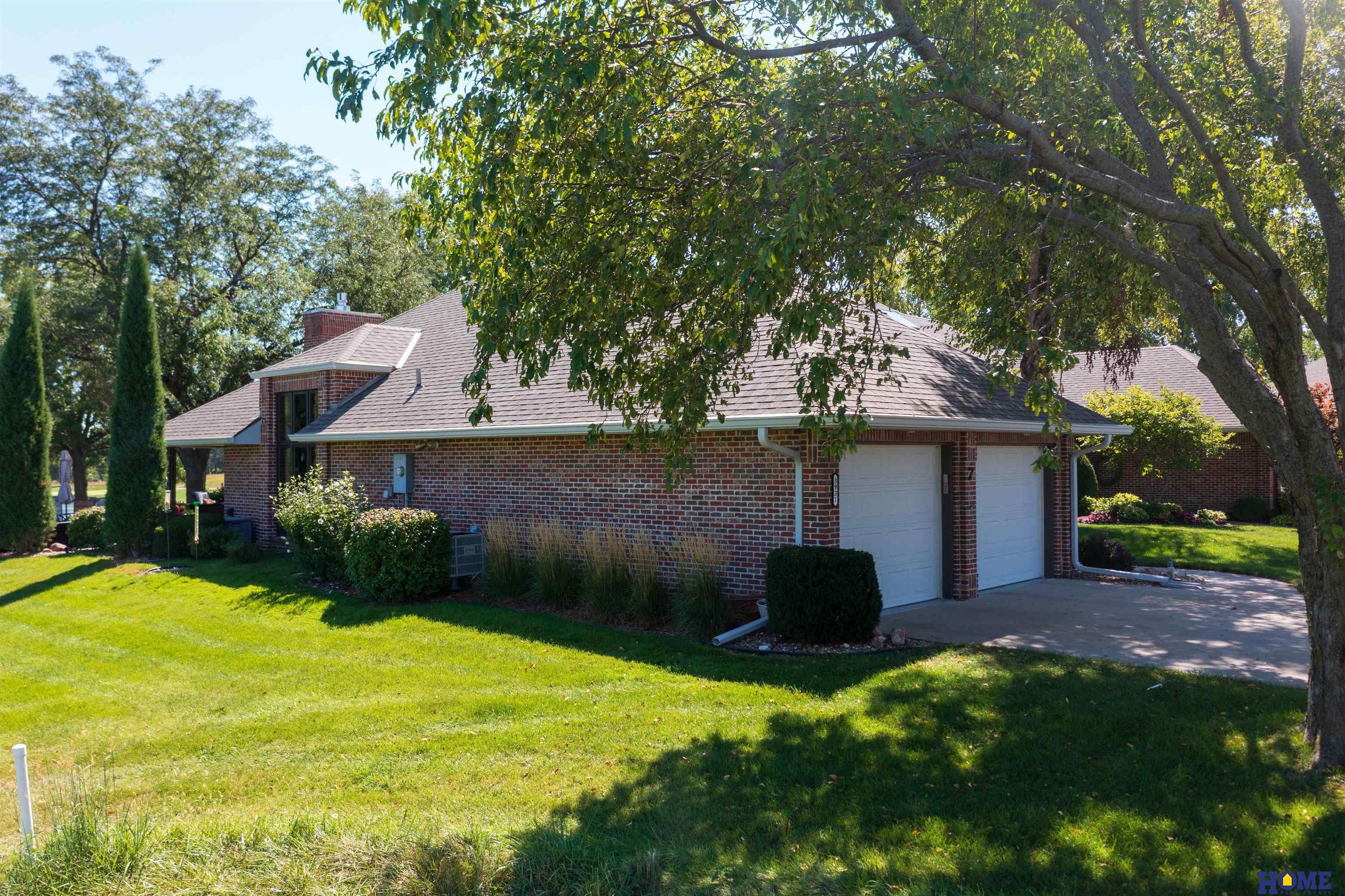 3931 Firethorn Court, Lincoln, Nebraska image 3