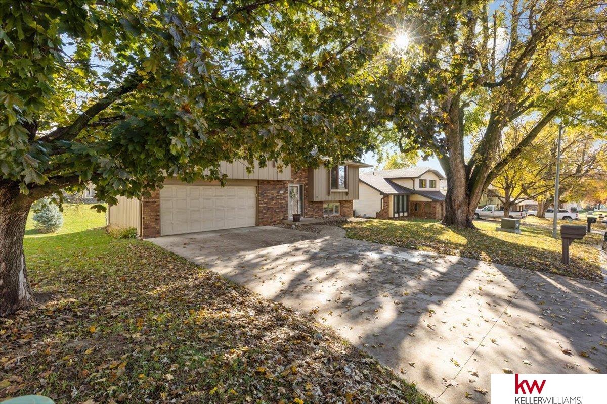 131 Upland Drive, Council Bluffs, Iowa image 2