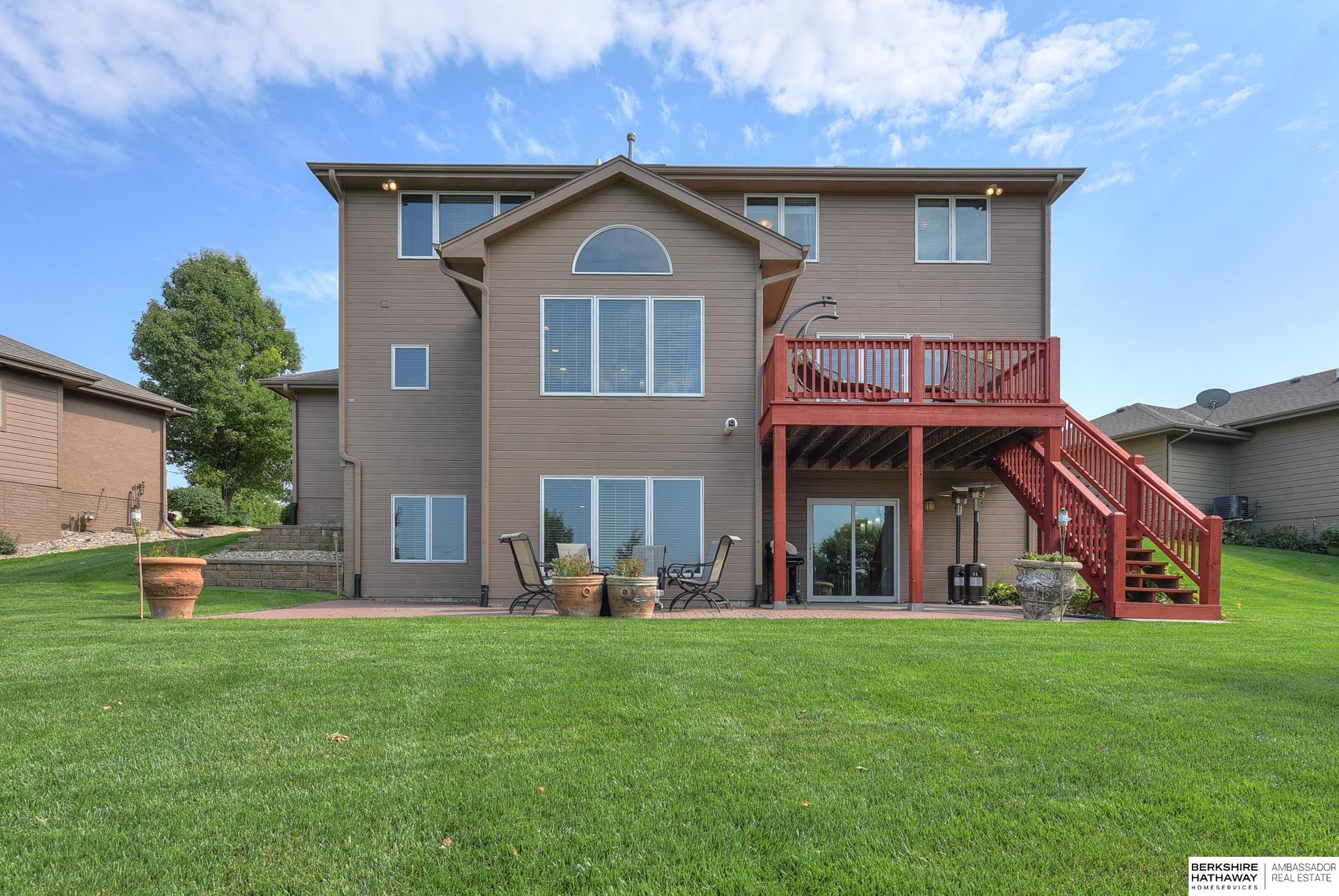 18208 Honeysuckle Drive, Elkhorn, Nebraska image 39