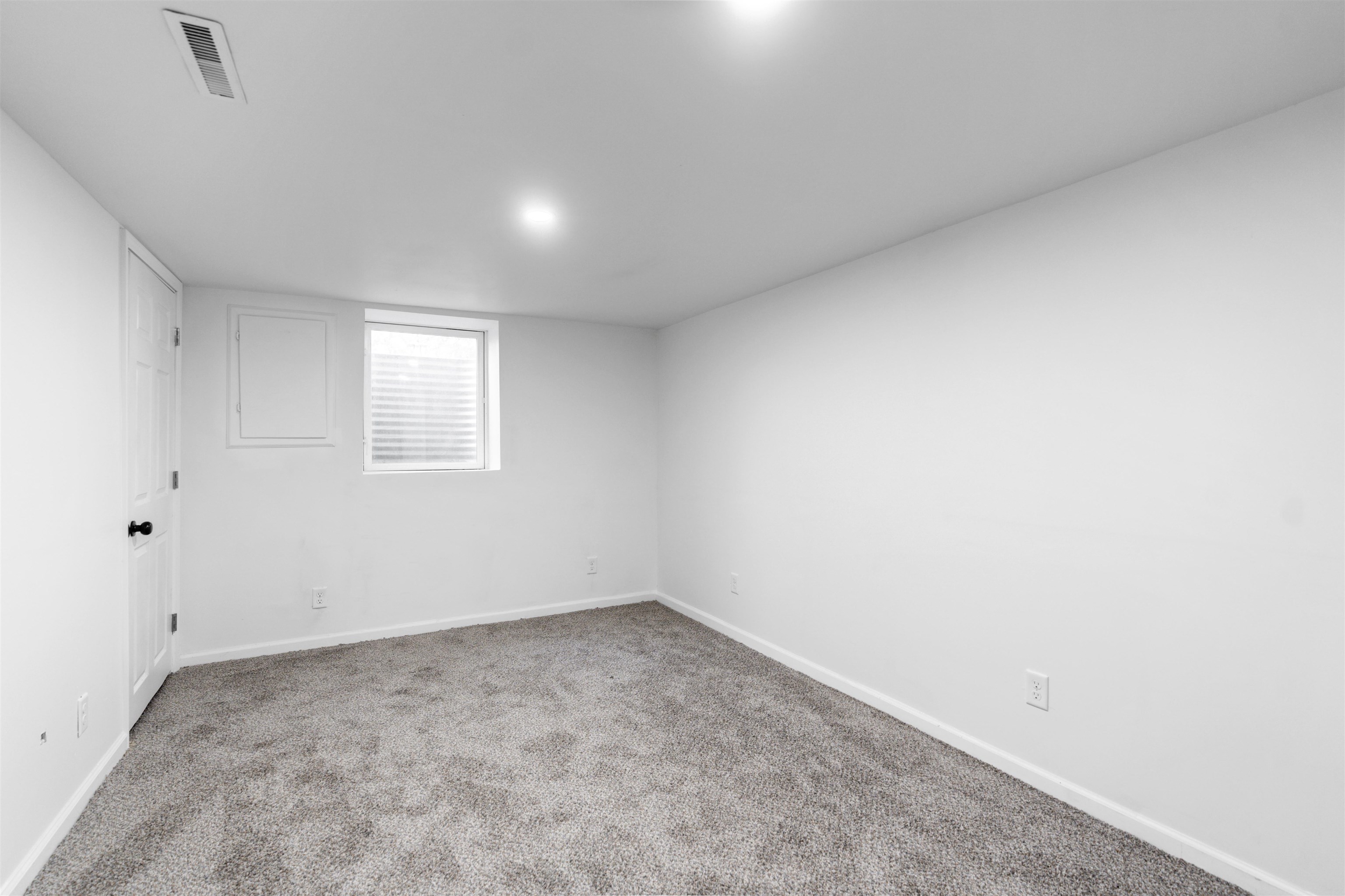 565 Cedar Street, Springfield, Nebraska image 21