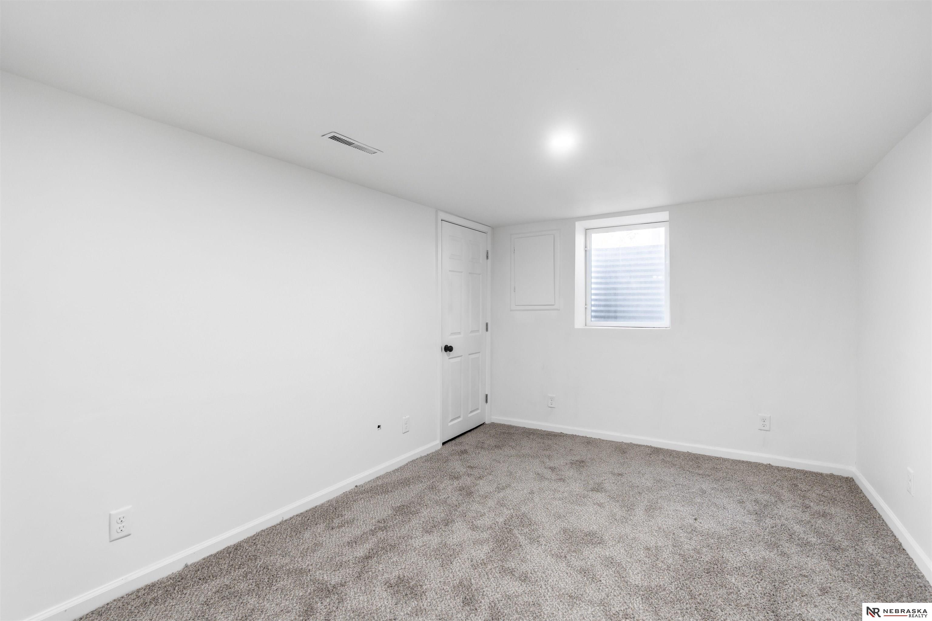 565 Cedar Street, Springfield, Nebraska image 22