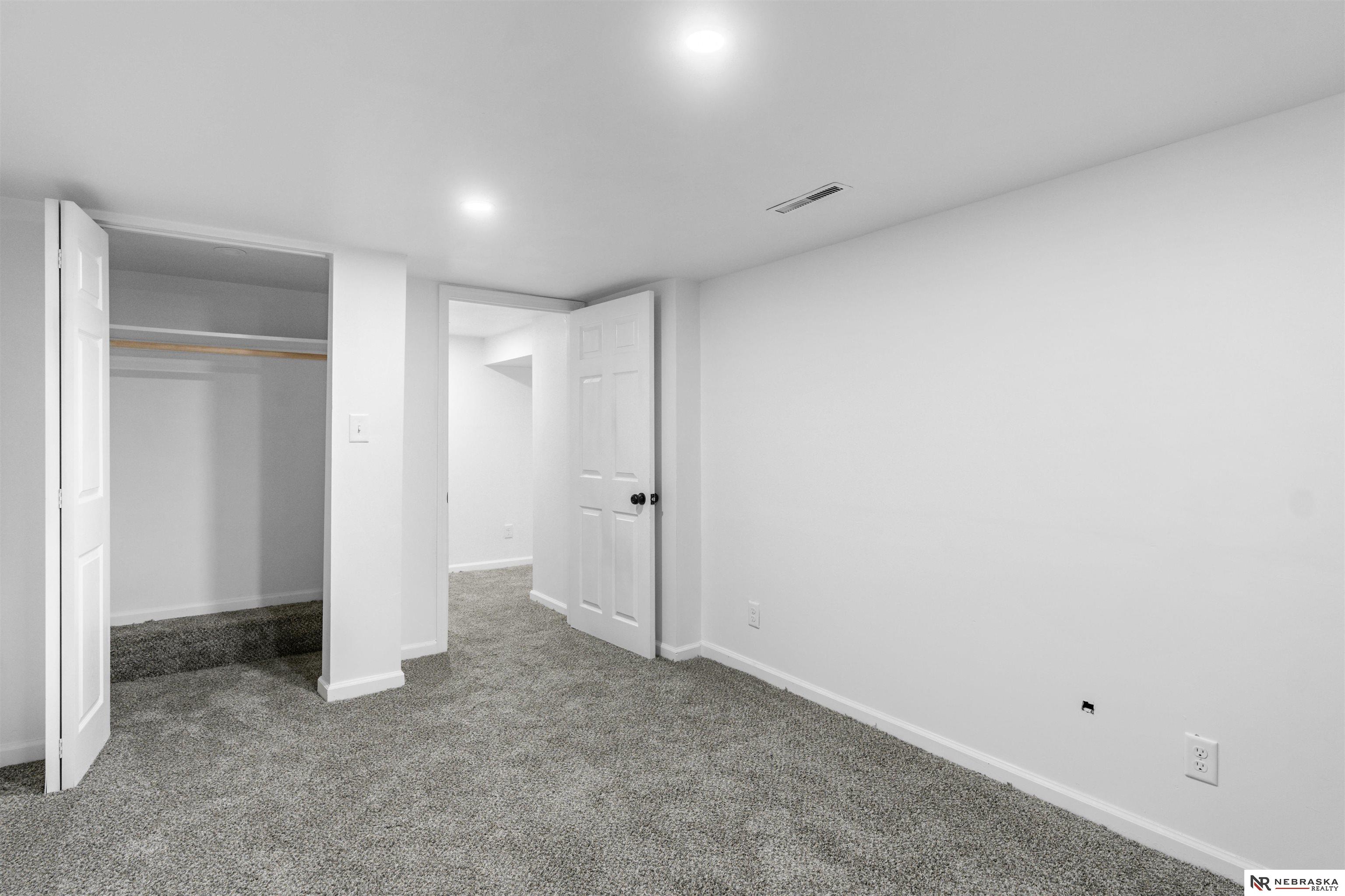 565 Cedar Street, Springfield, Nebraska image 23