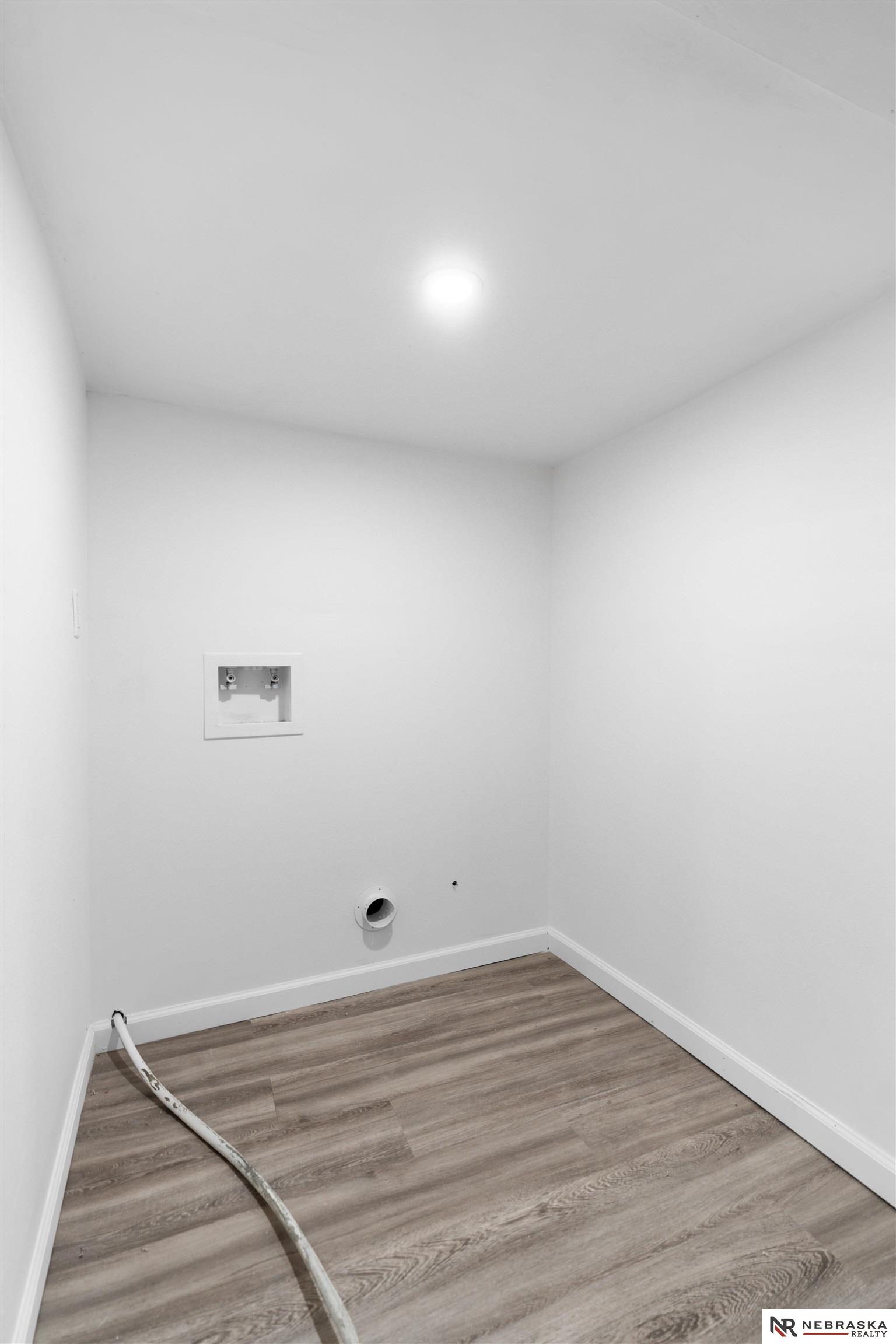 565 Cedar Street, Springfield, Nebraska image 26