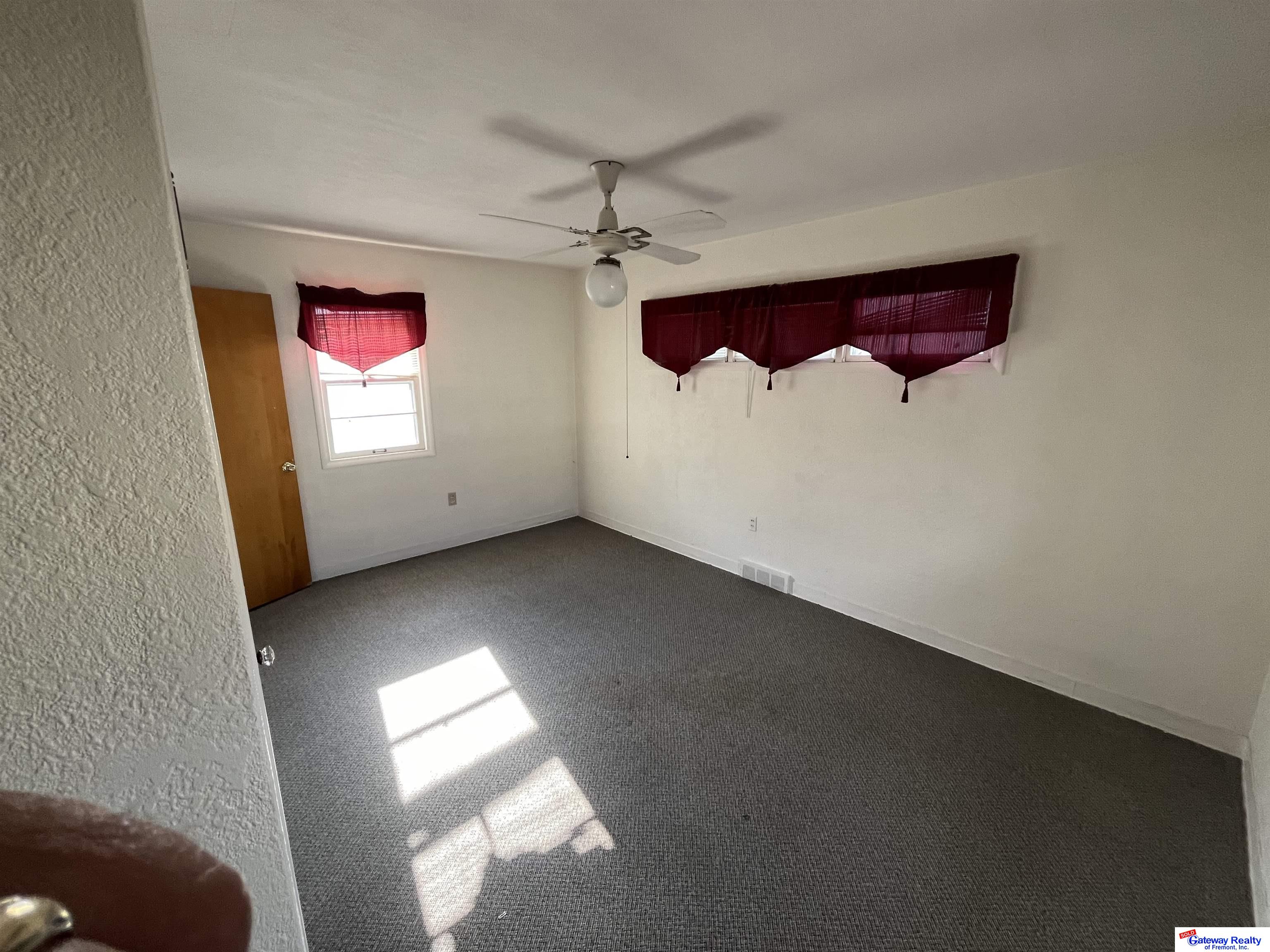 335 N Lincoln Street, Fremont, Nebraska image 11
