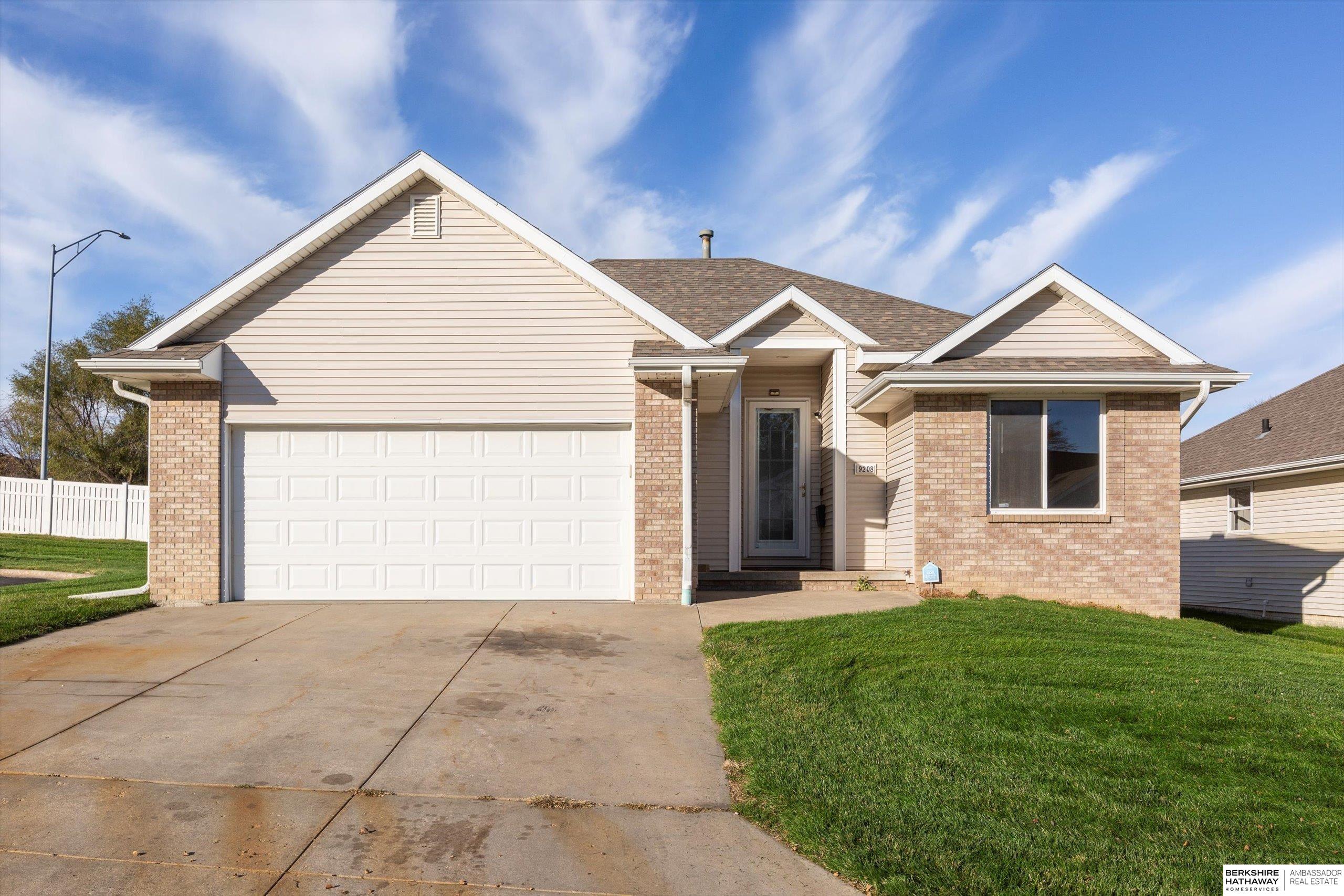 9208 Laurel Plaza, Omaha, Nebraska image 1