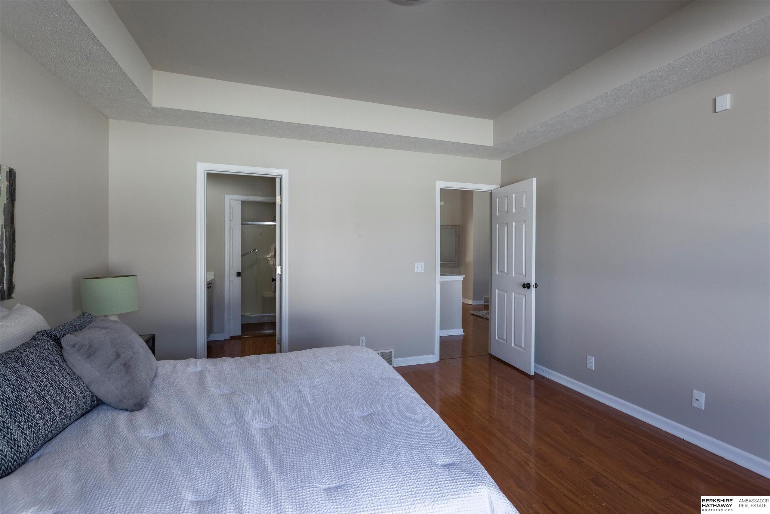 9208 Laurel Plaza, Omaha, Nebraska image 21