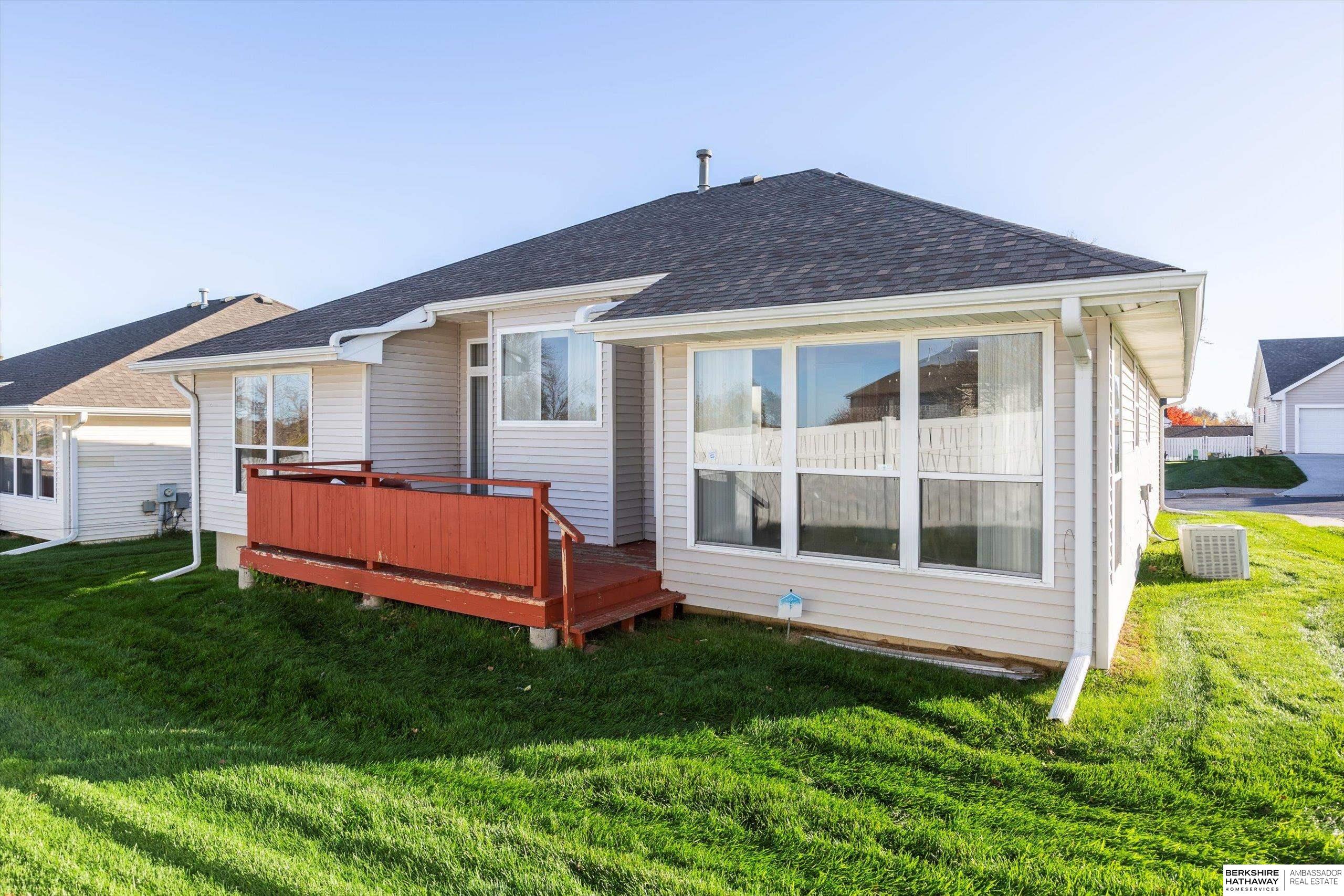9208 Laurel Plaza, Omaha, Nebraska image 36