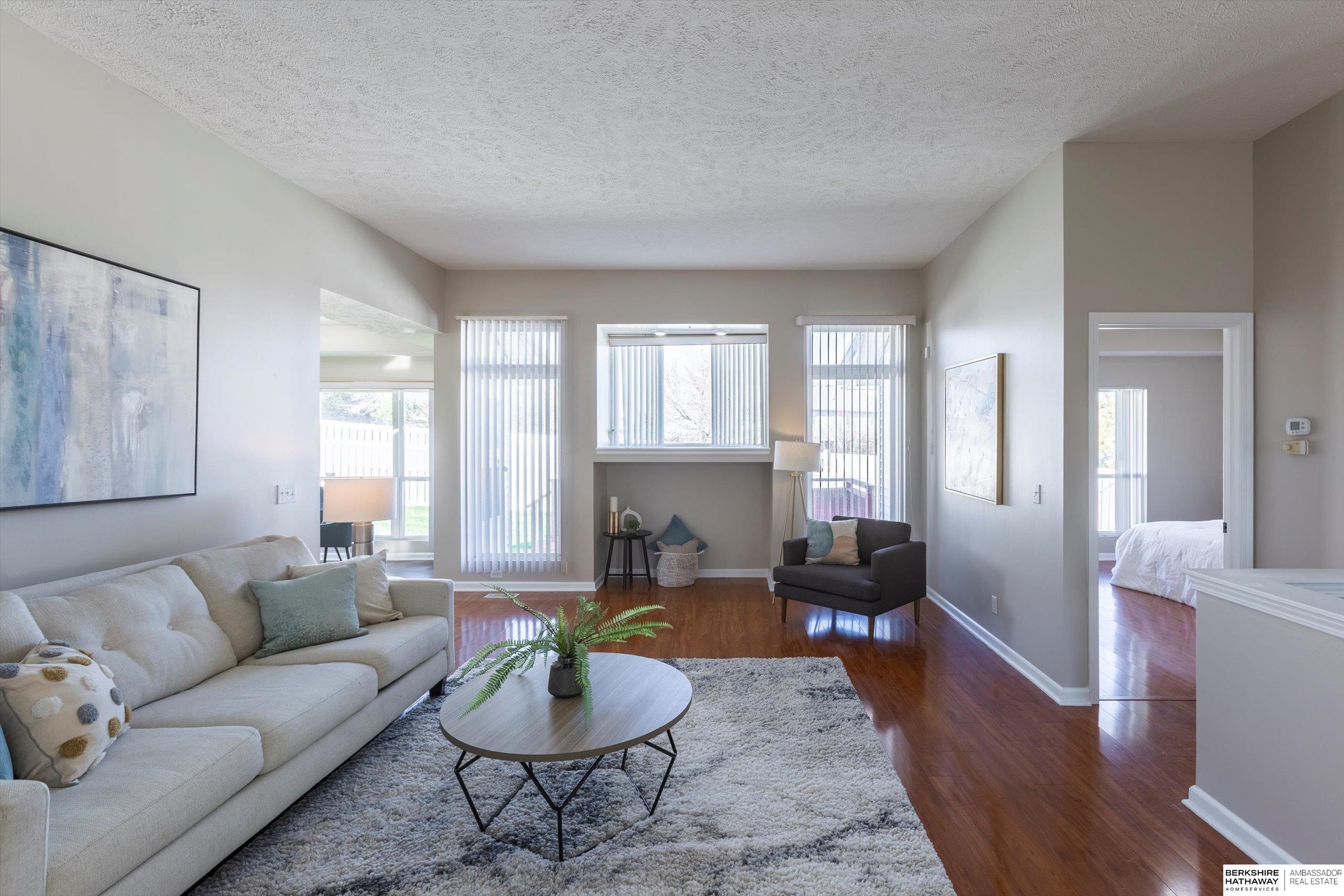 9208 Laurel Plaza, Omaha, Nebraska image 7
