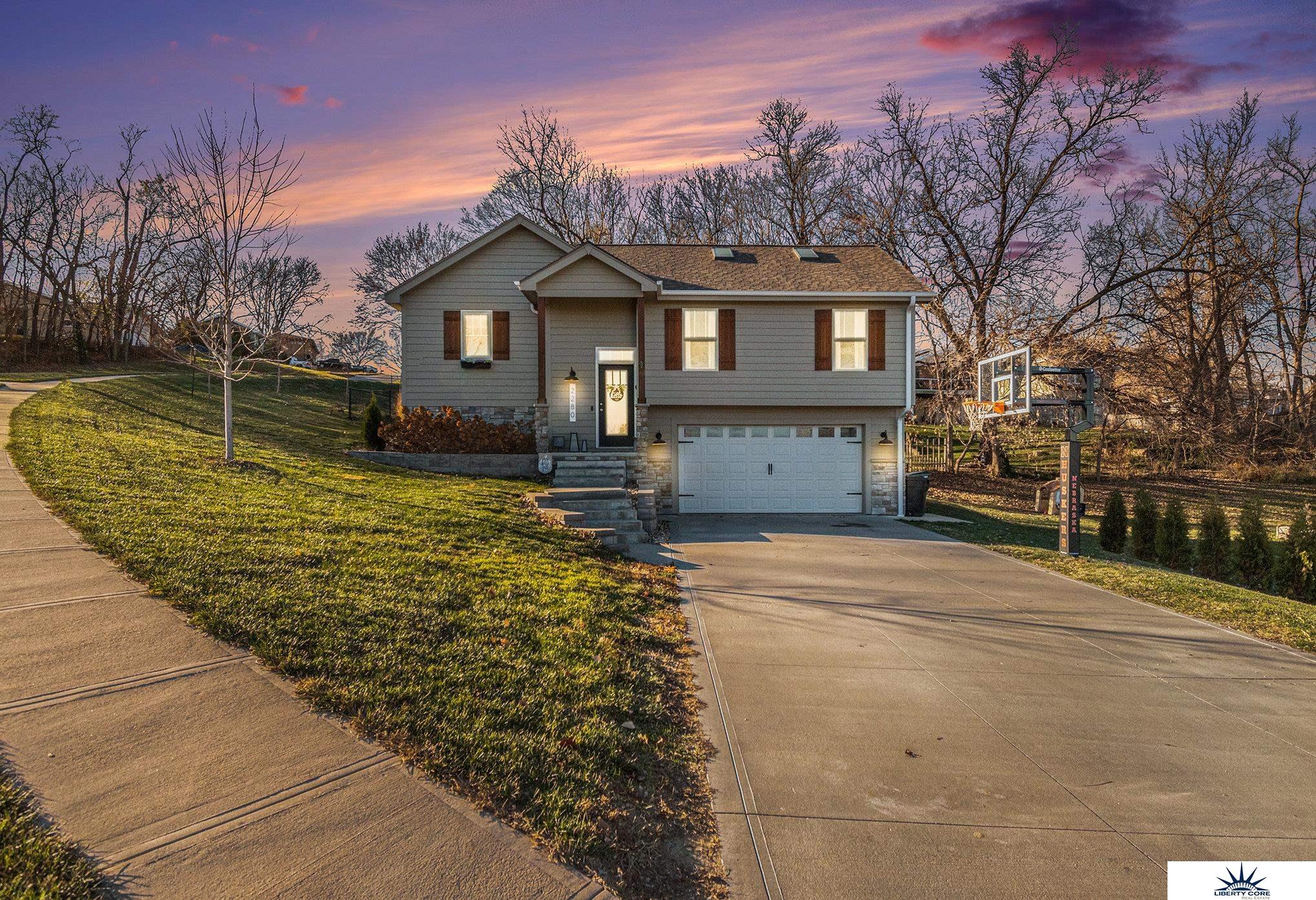 2280 Davis Drive, Blair, Nebraska image 1