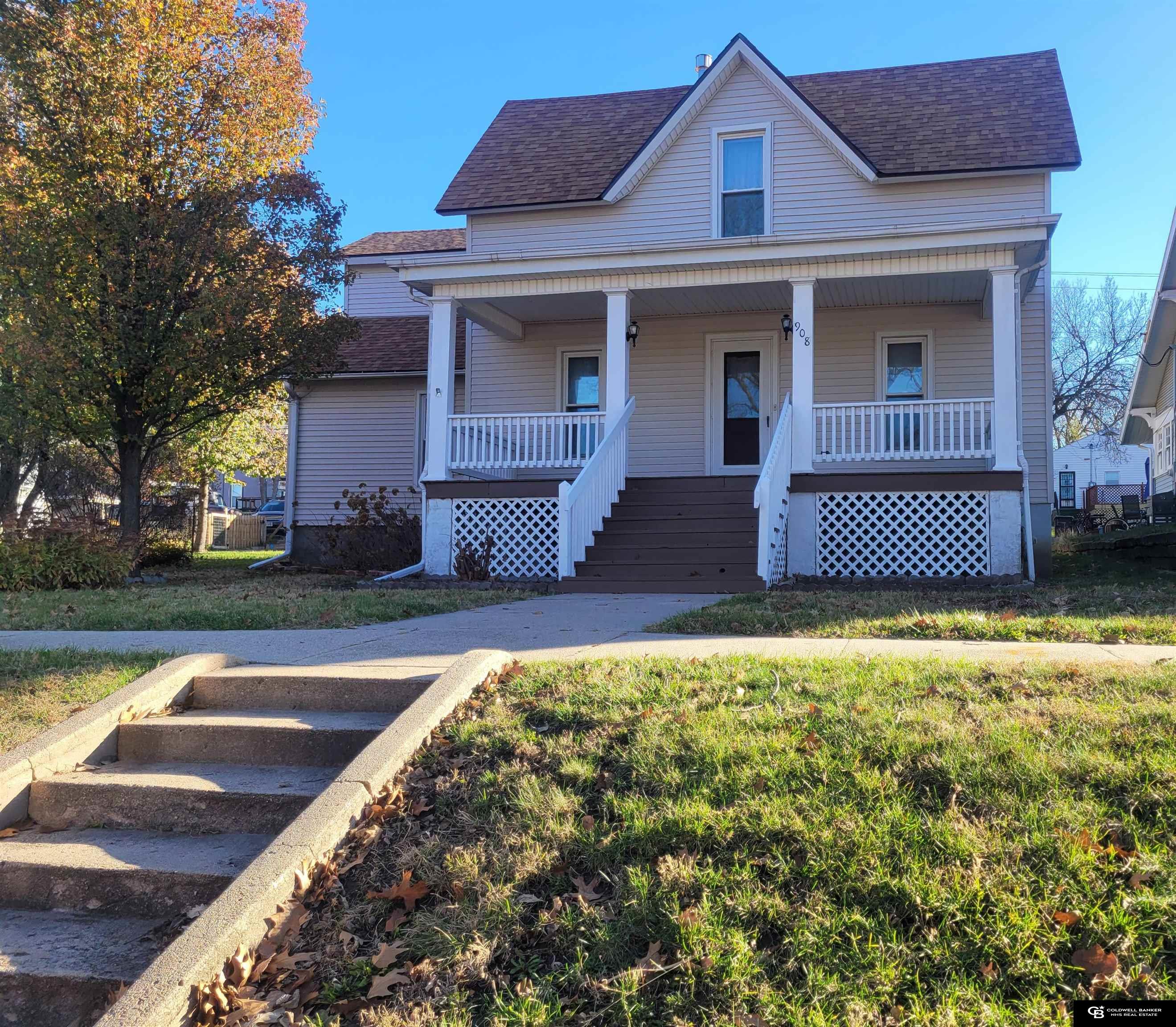 908 N Iowa Avenue, York, Nebraska image 1