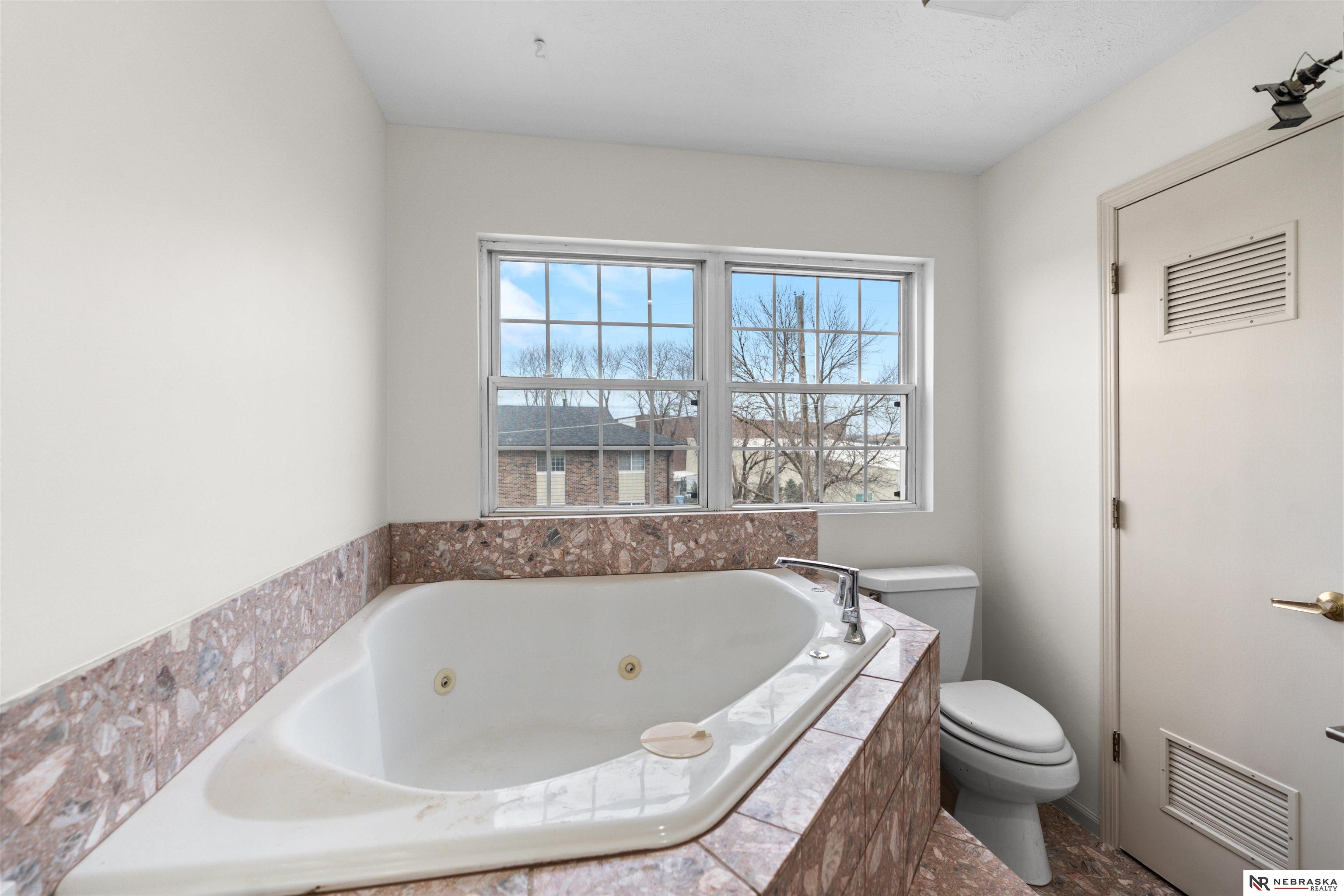 40 Country Club Road, Ralston, Nebraska image 17