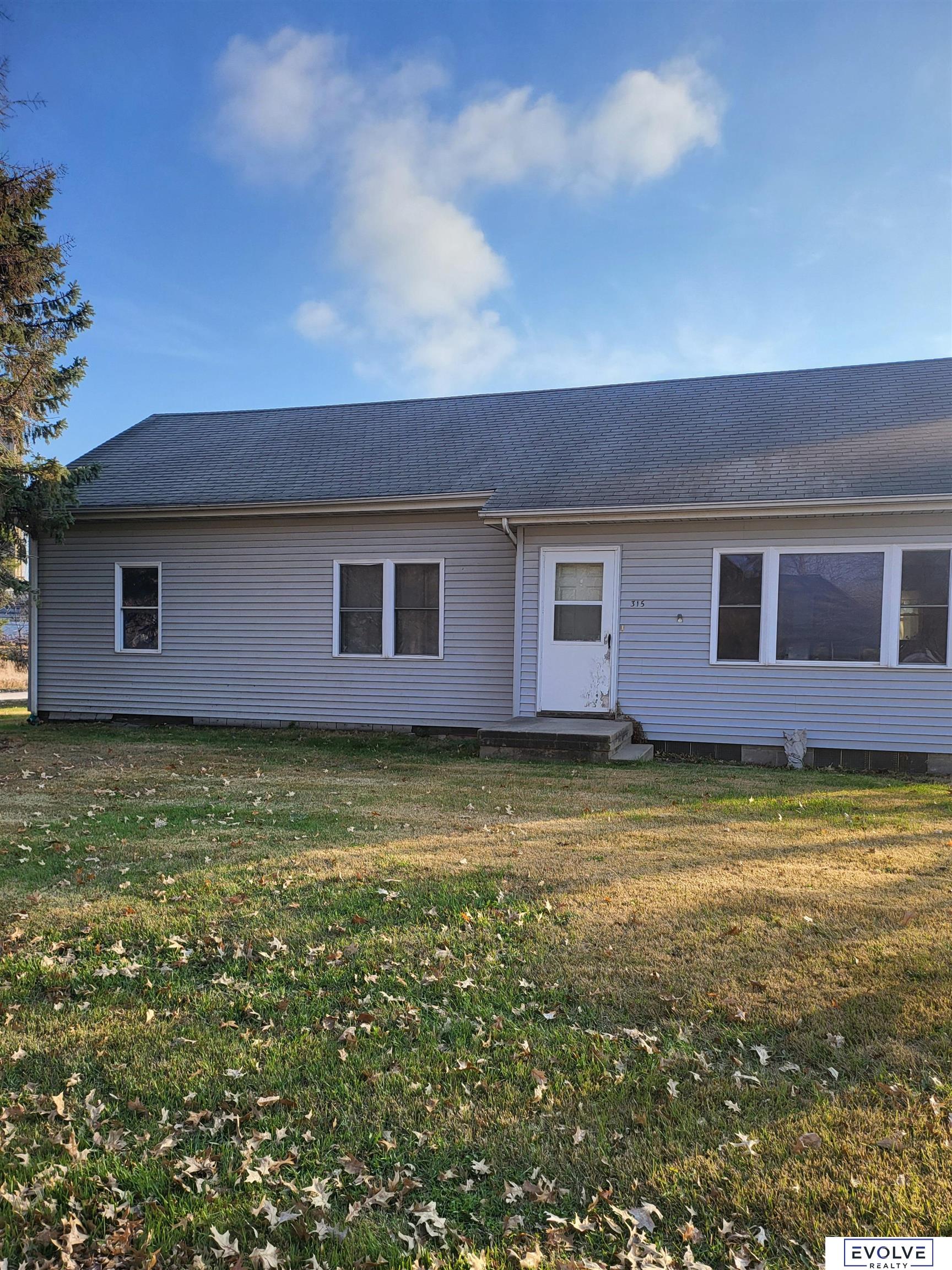 315 W 16th Street, Crete, Nebraska image 3