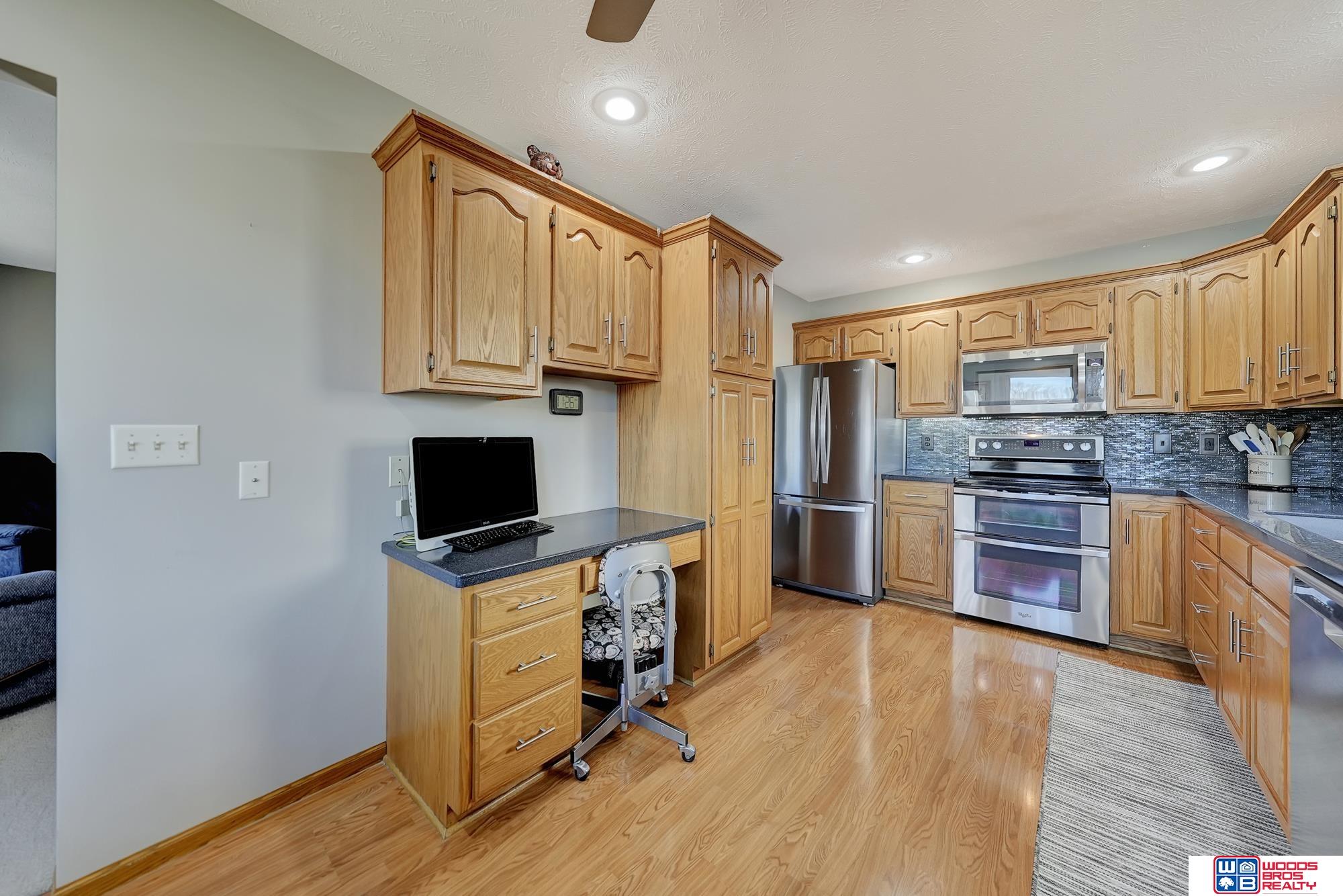706 Clearwater Circle, Beatrice, Nebraska image 17