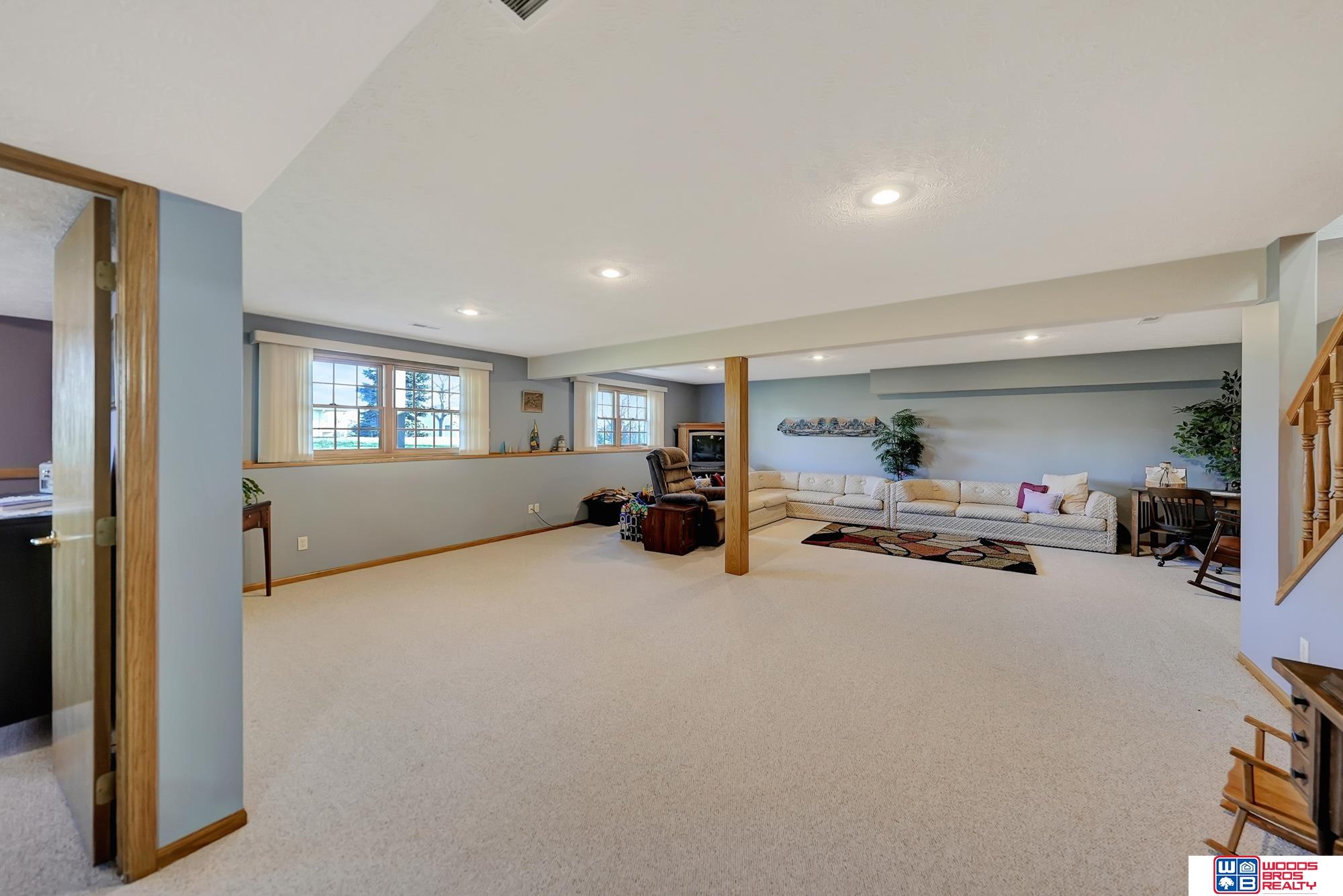 706 Clearwater Circle, Beatrice, Nebraska image 46