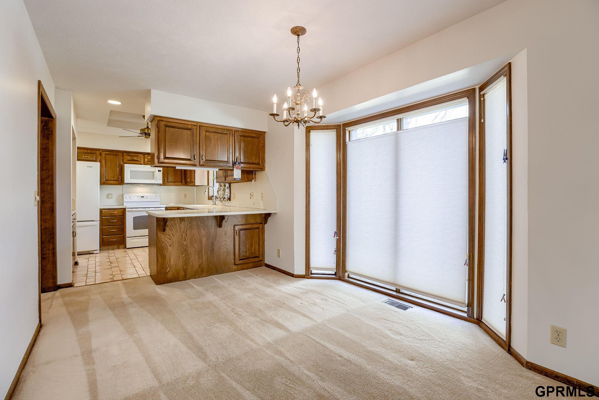 1827 N 95th Plaza, Omaha, Nebraska image 3