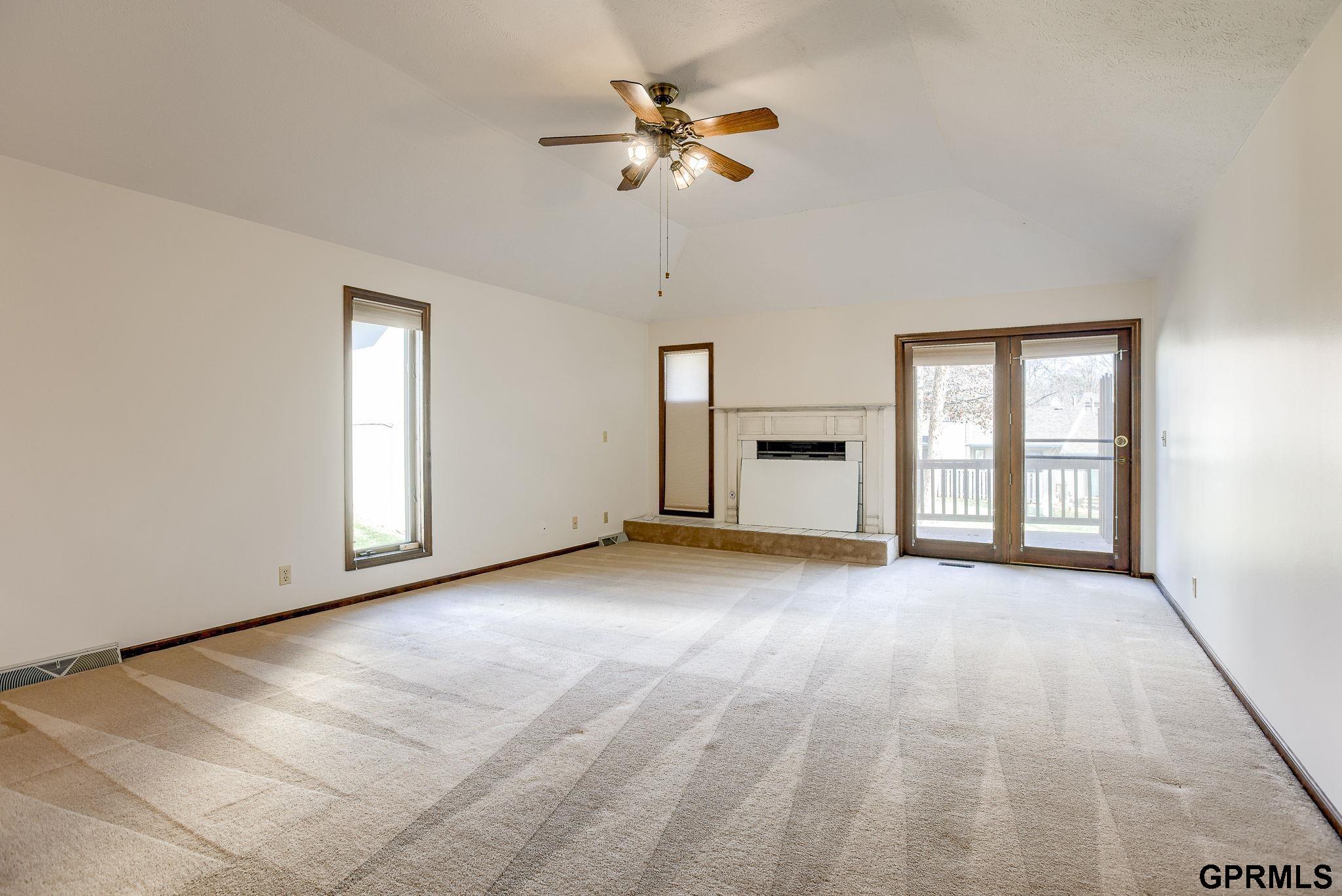 1827 N 95th Plaza, Omaha, Nebraska image 5