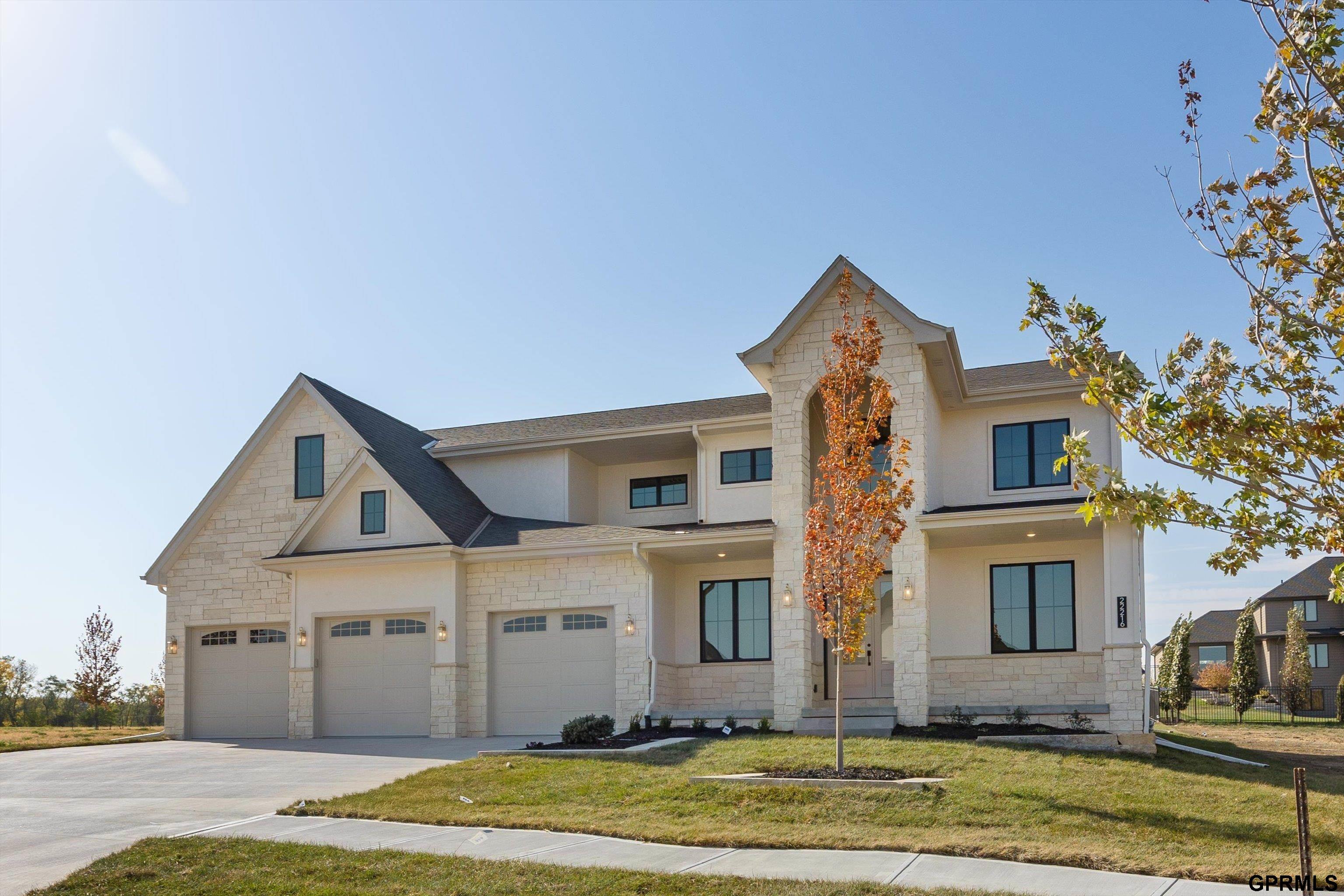 22216 Sanctuary Ridge Drive, Elkhorn, Nebraska image 2