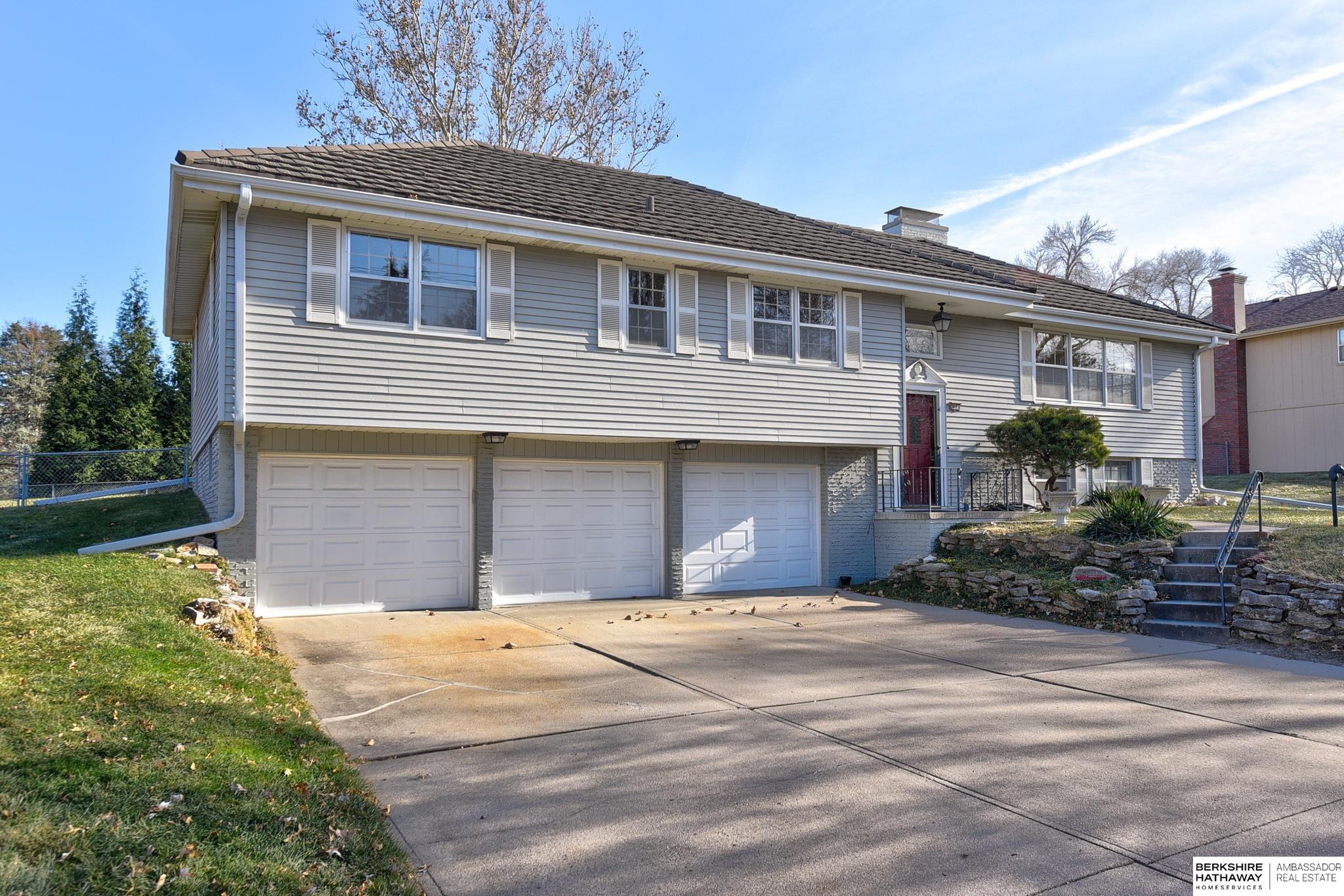 3605 S 96th Street, Omaha, Nebraska image 2