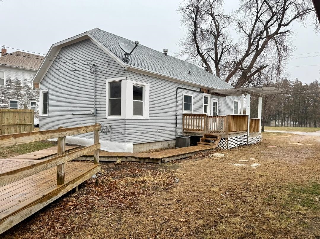 520 S 10th Street, Geneva, Nebraska image 21