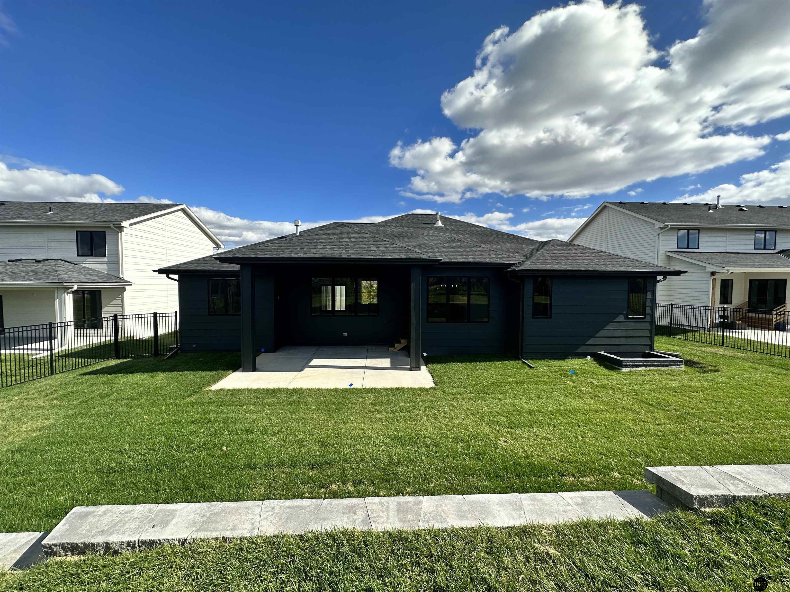 3521 S 220th
