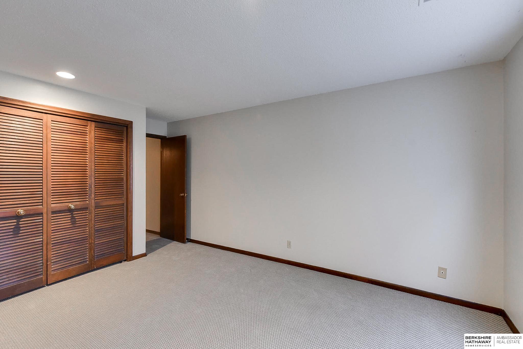 101 N 69th Street #28, Omaha, Nebraska image 16