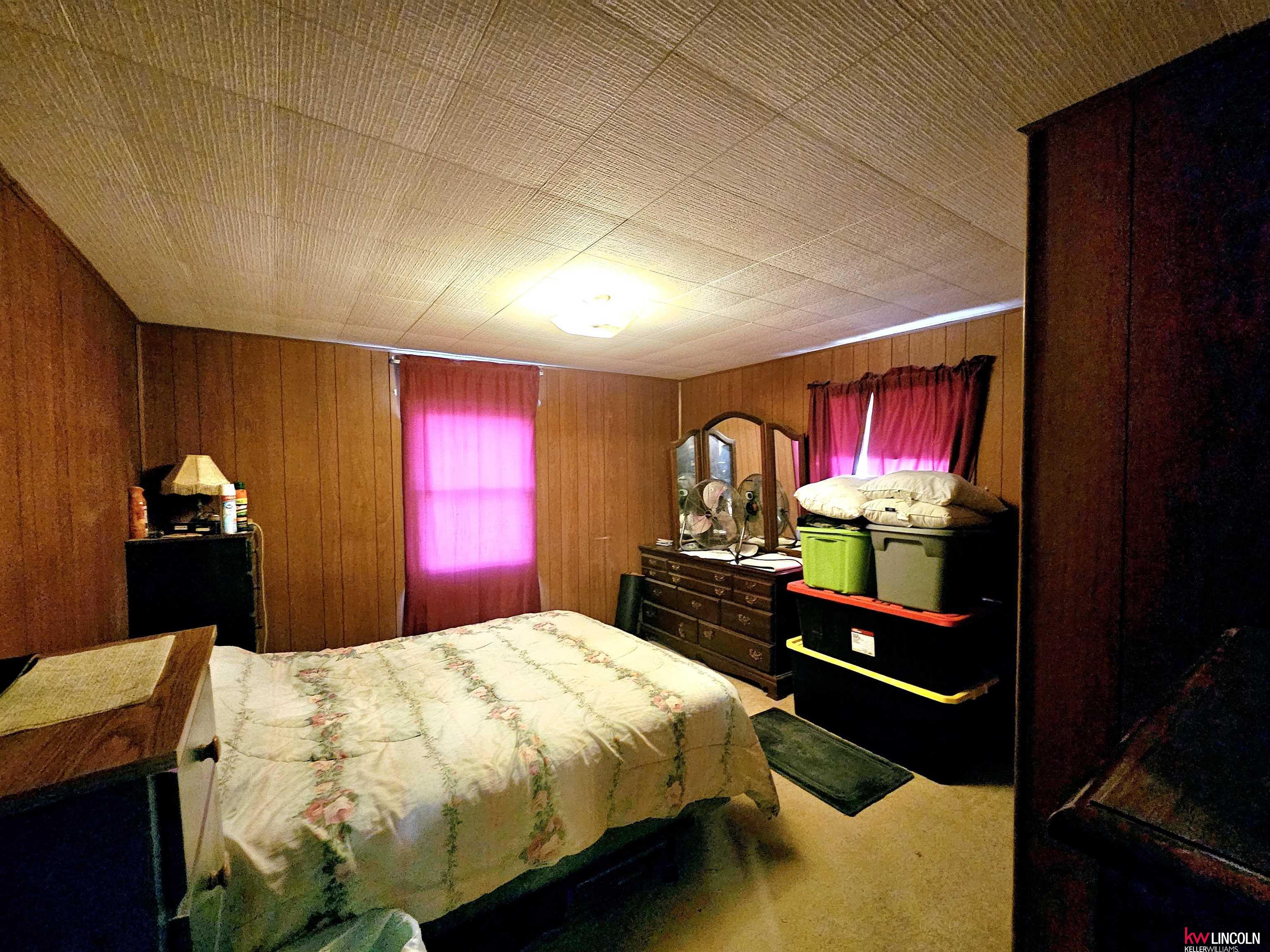 313 N Brown Avenue, Clay Center, Nebraska image 11