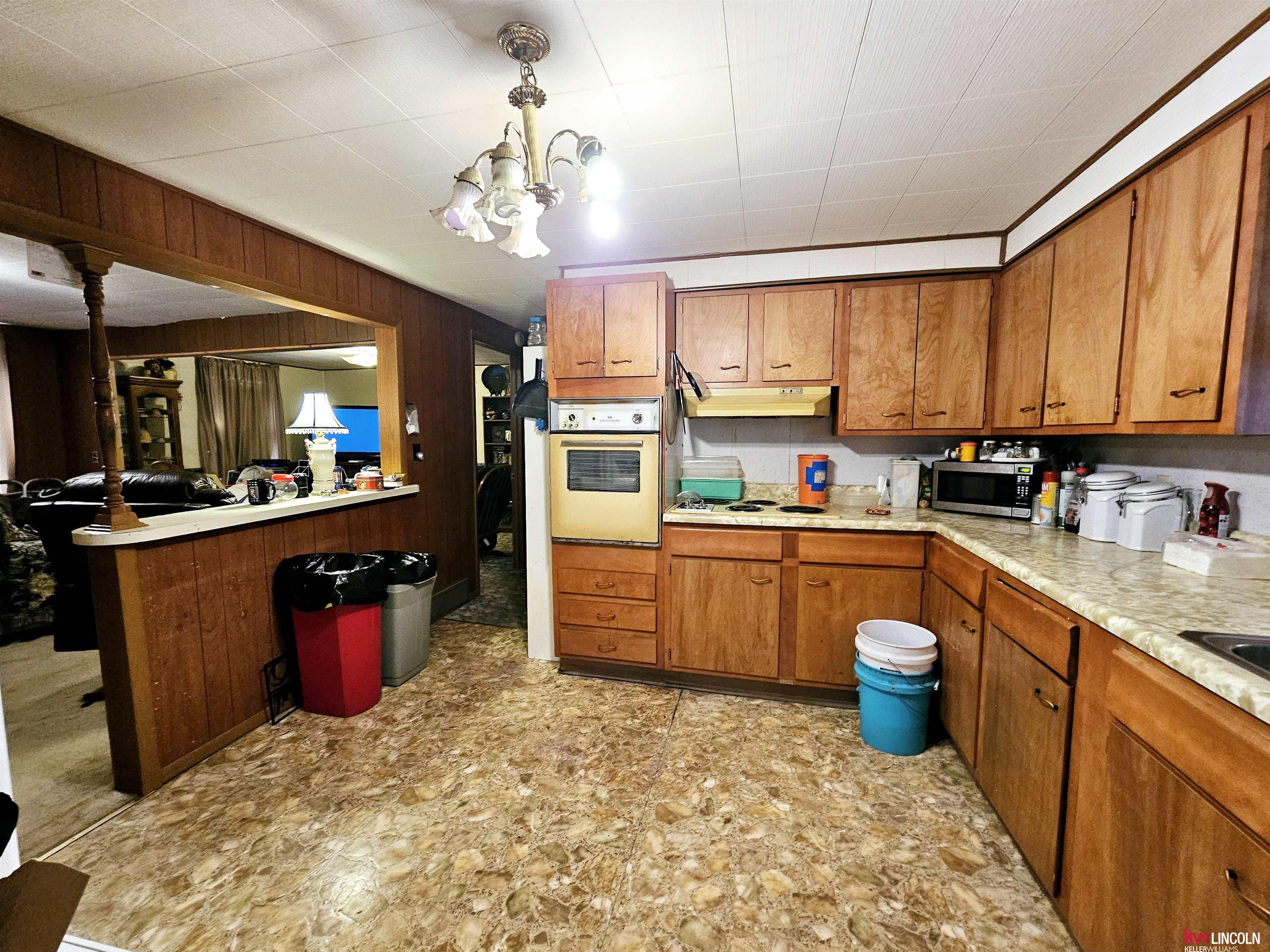 313 N Brown Avenue, Clay Center, Nebraska image 3