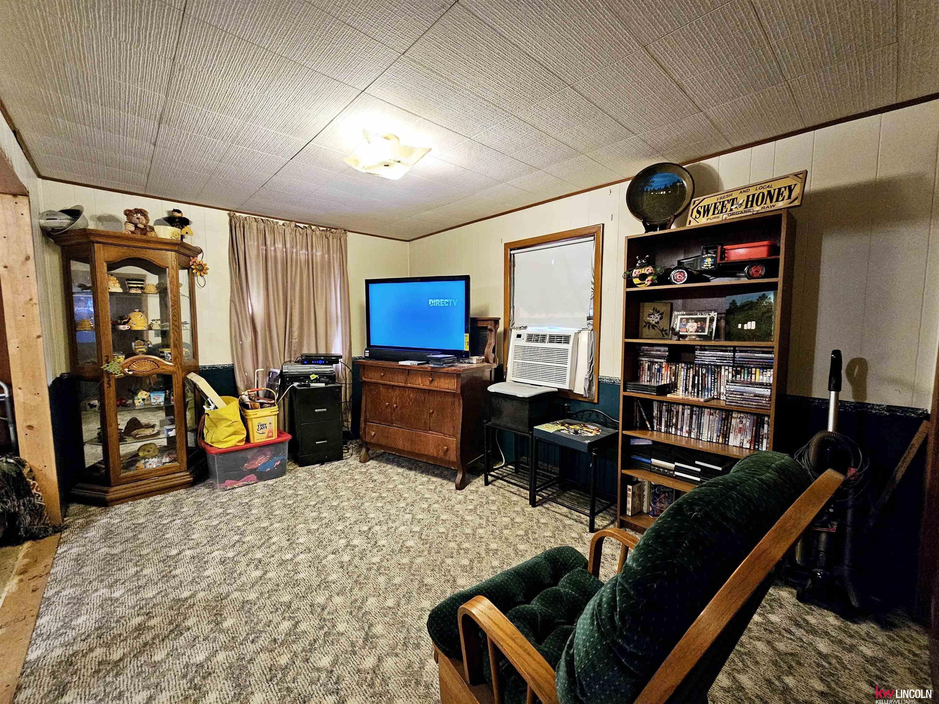 313 N Brown Avenue, Clay Center, Nebraska image 9
