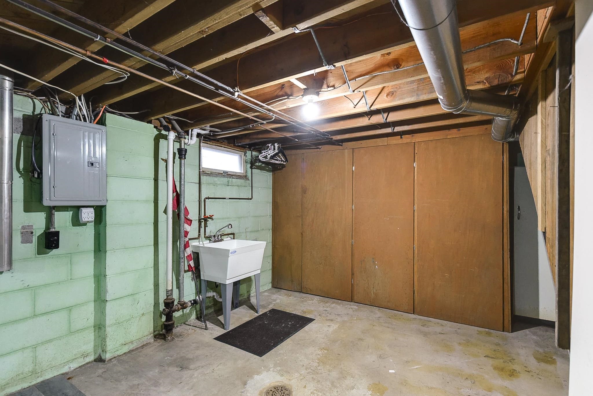 2039 Fairacres Drive, Fremont, Nebraska image 29