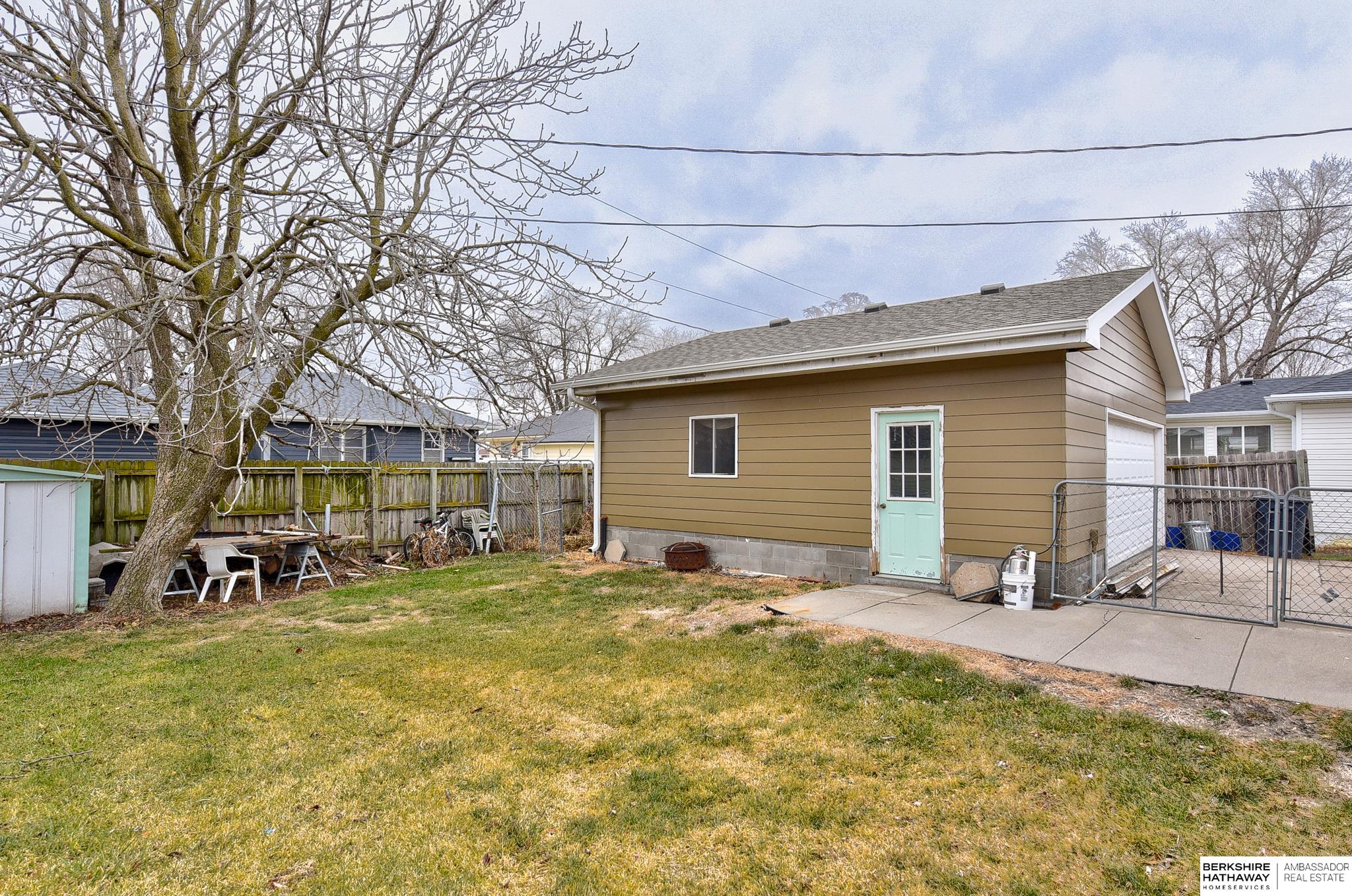 2039 Fairacres Drive, Fremont, Nebraska image 37
