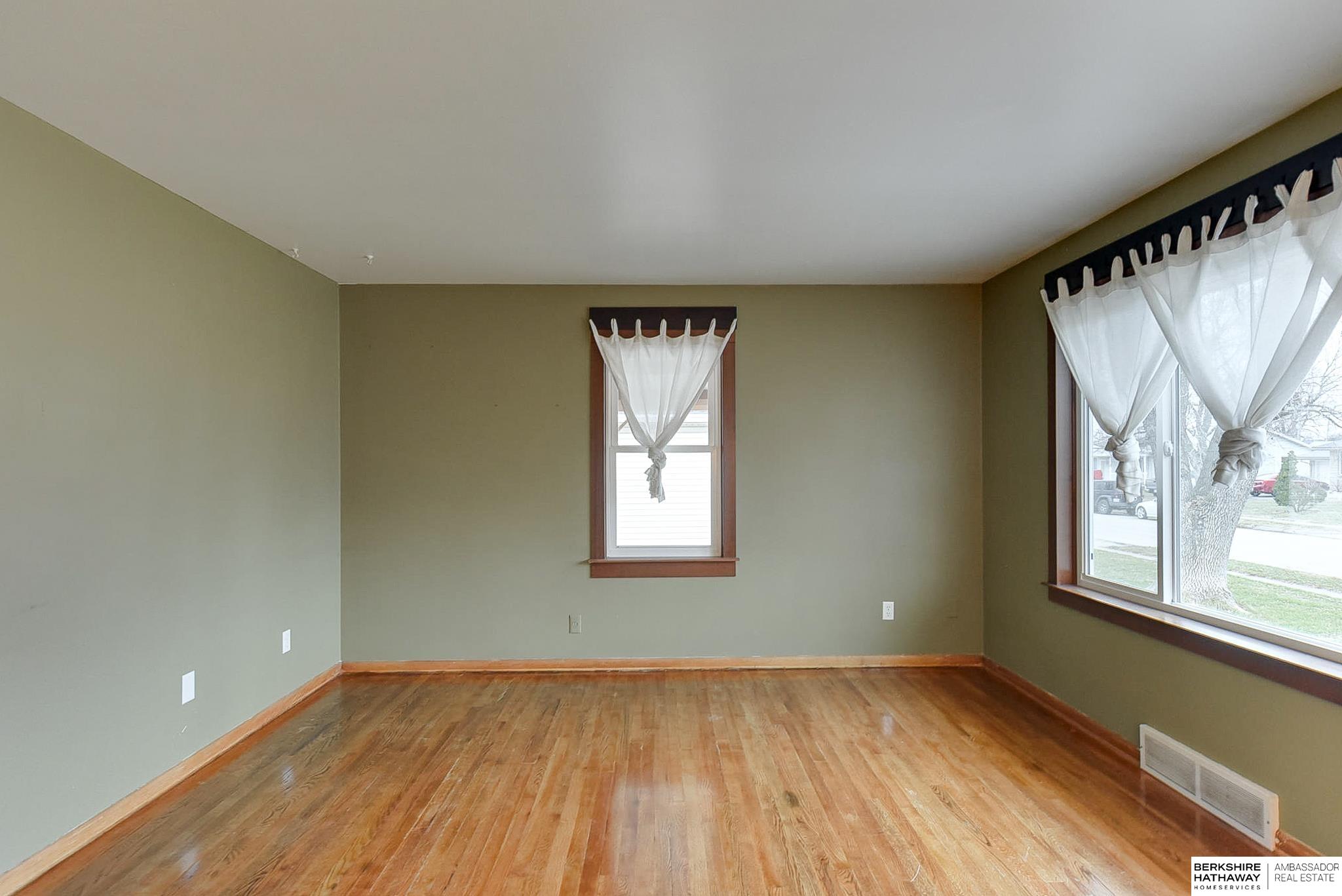 2039 Fairacres Drive, Fremont, Nebraska image 6