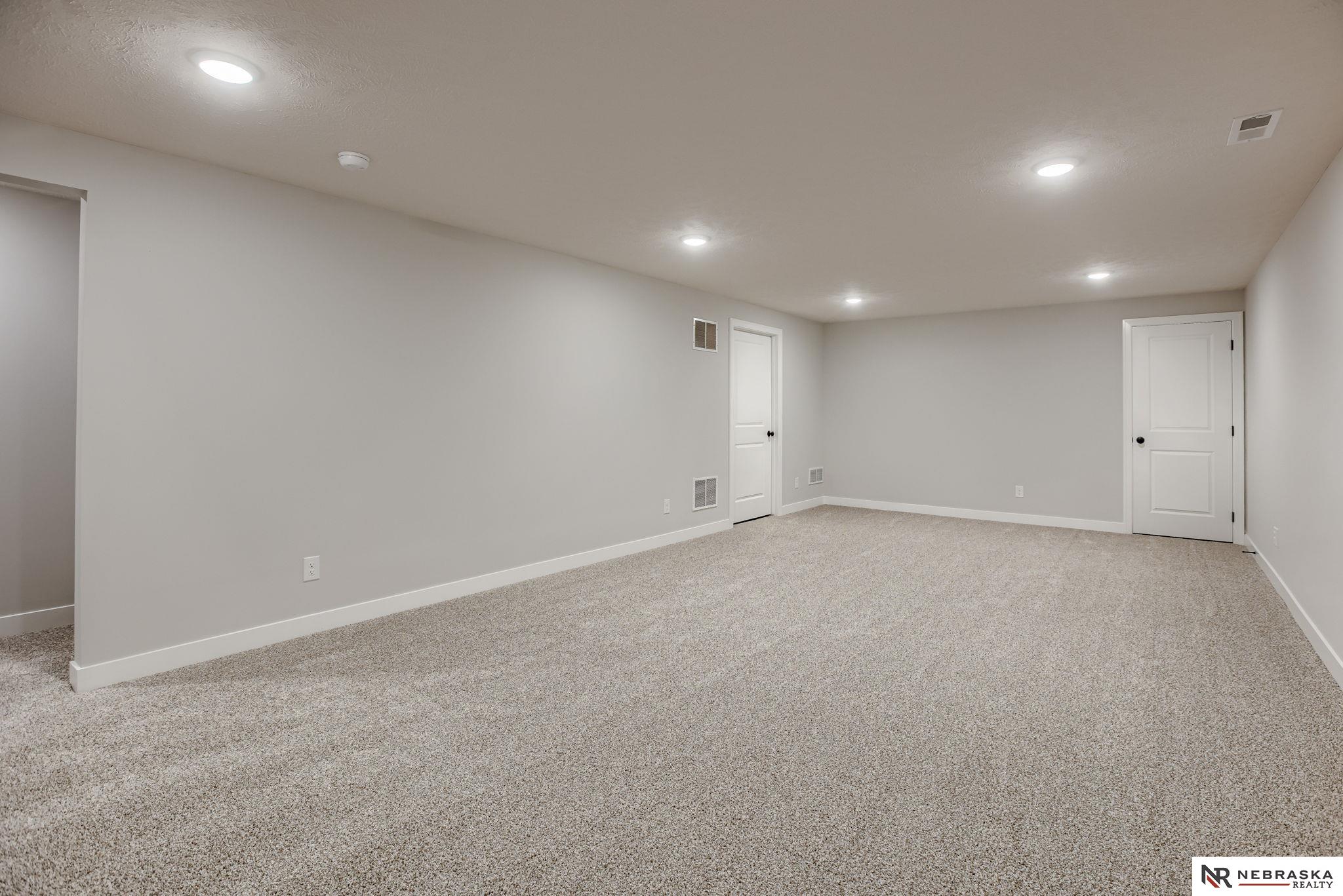 4634 Schilling Court, Bellevue, Nebraska image 22