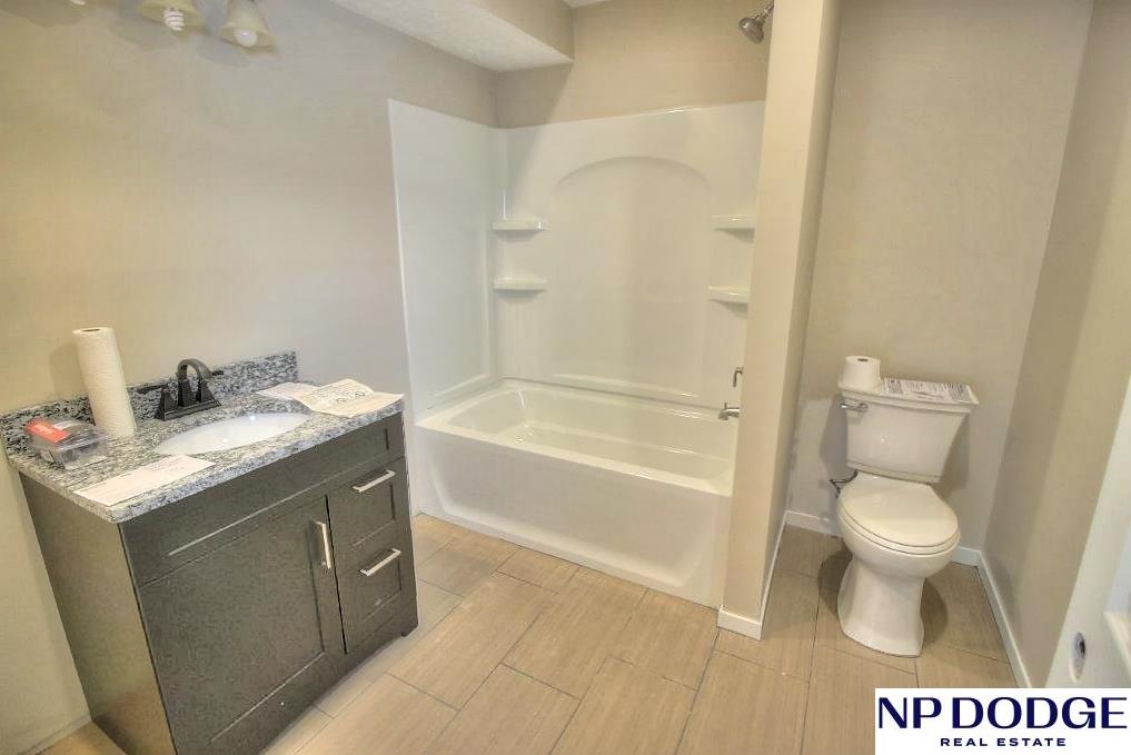 24133 Crown Point Avenue, Valley, Nebraska image 16