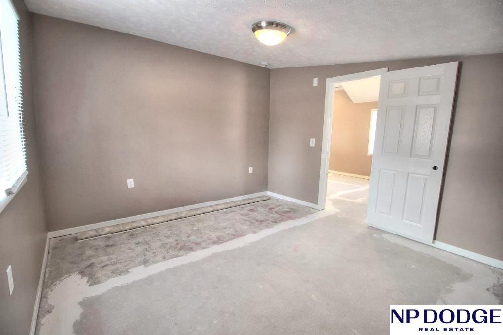 24133 Crown Point Avenue, Valley, Nebraska image 19