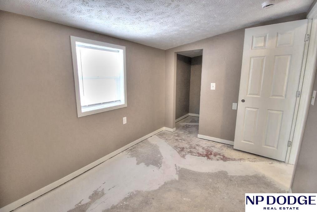 24133 Crown Point Avenue, Valley, Nebraska image 21