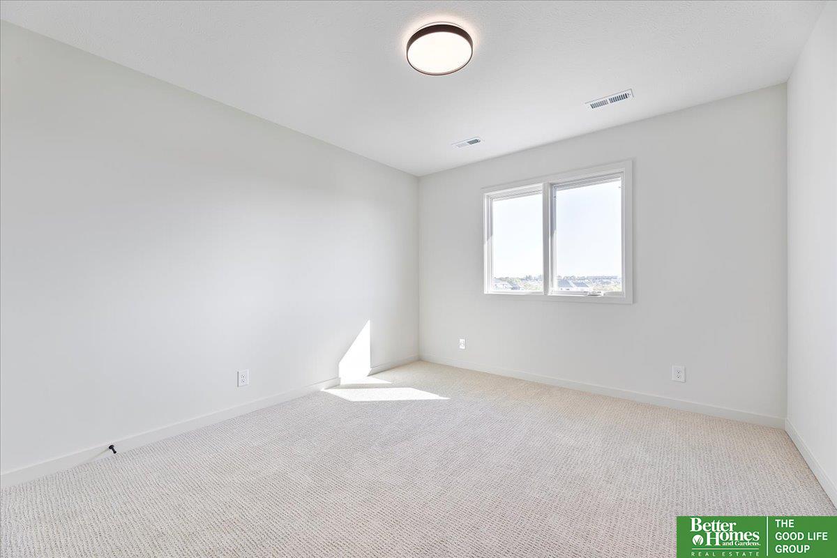 4534 S 203 Street, Omaha, Nebraska image 36